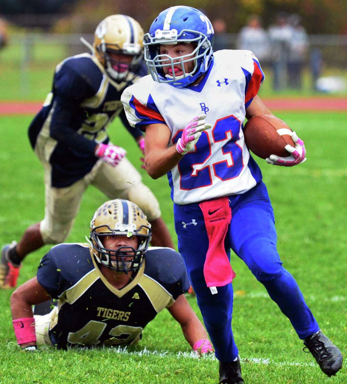 Patriots rally to make final