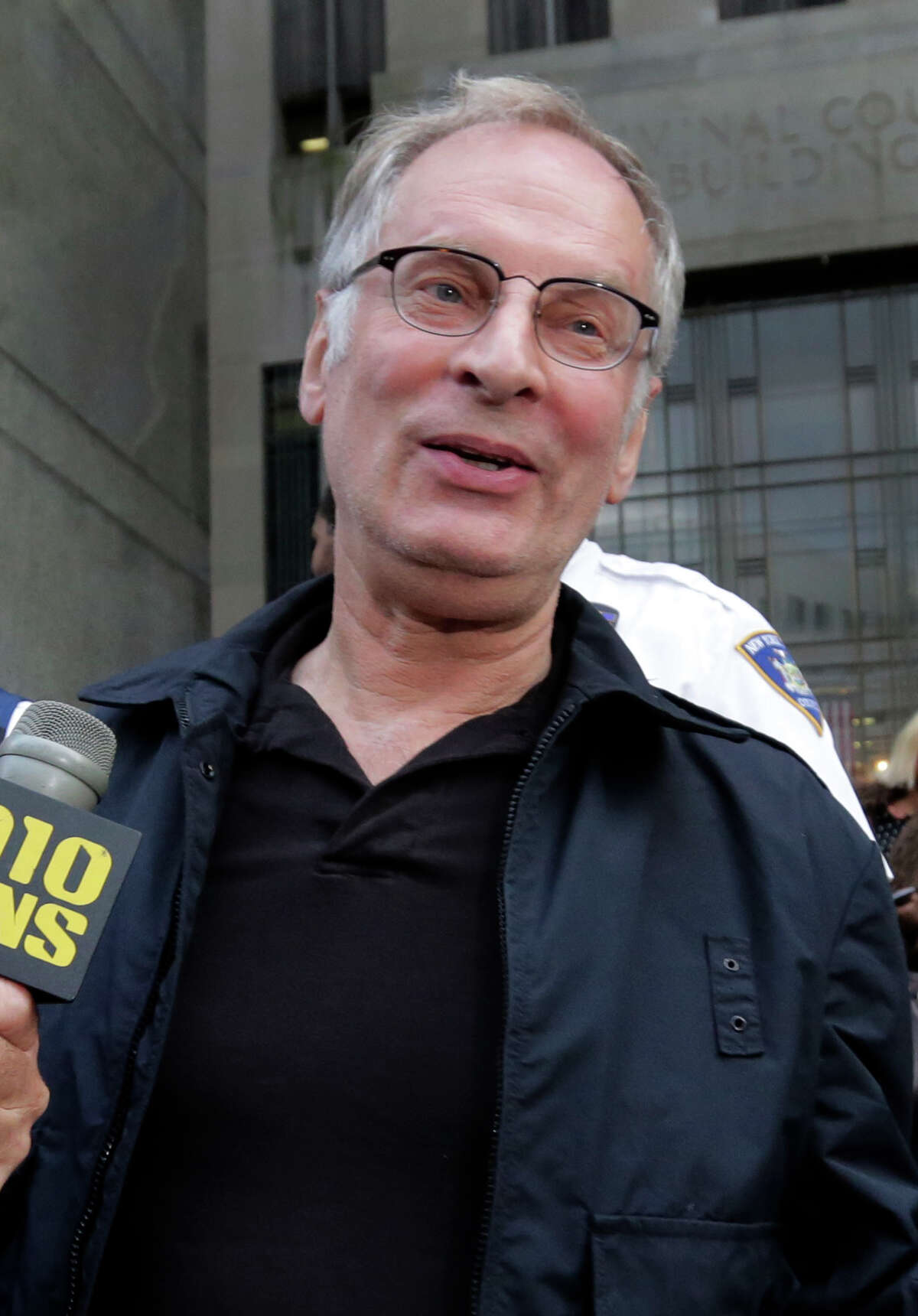 Bernard Goetz leaves Manhattan criminal court, in New York, Saturday, Nov. 2, 2013. Subway vigilante Bernie Goetz, who ignited a national furor over racism and gun control after he shot four panhandling youths on a train in the 1980s, was arrested on drug charges. (AP Photo/Richard Drew)