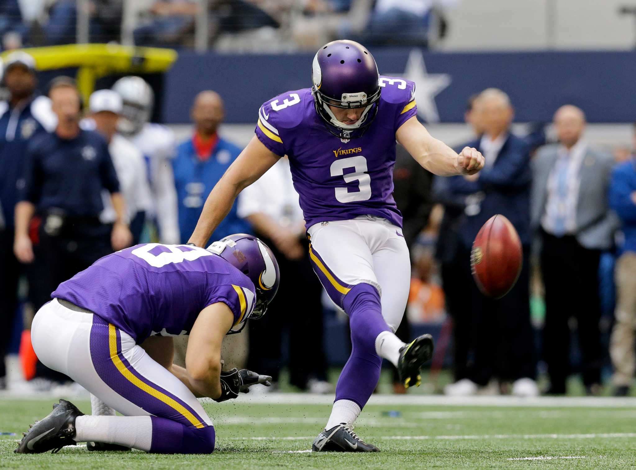 Mindset Separates the Best with Jeff Locke, NFL Punter – Cindra Kamphoff