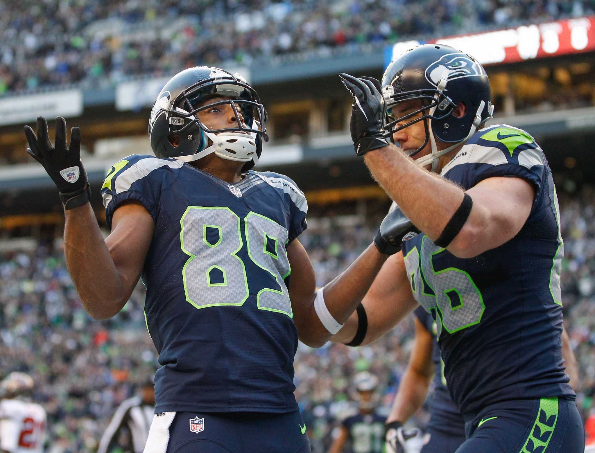 Seahawks avoid upset, rally for overtime win vs. Bucs