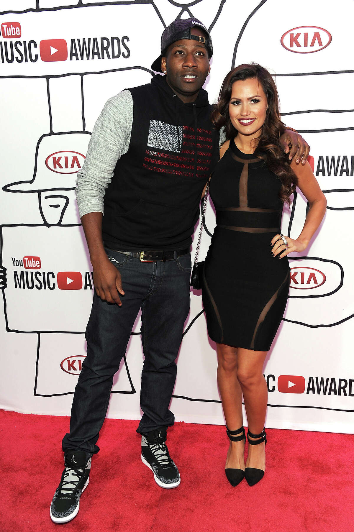 Things get wacky at the YouTube Music Awards