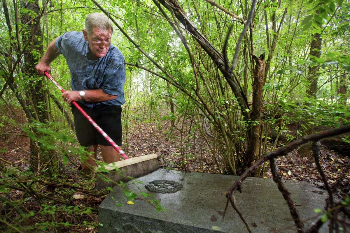 Texas Depressionera historical markers suffer an unenviable fate