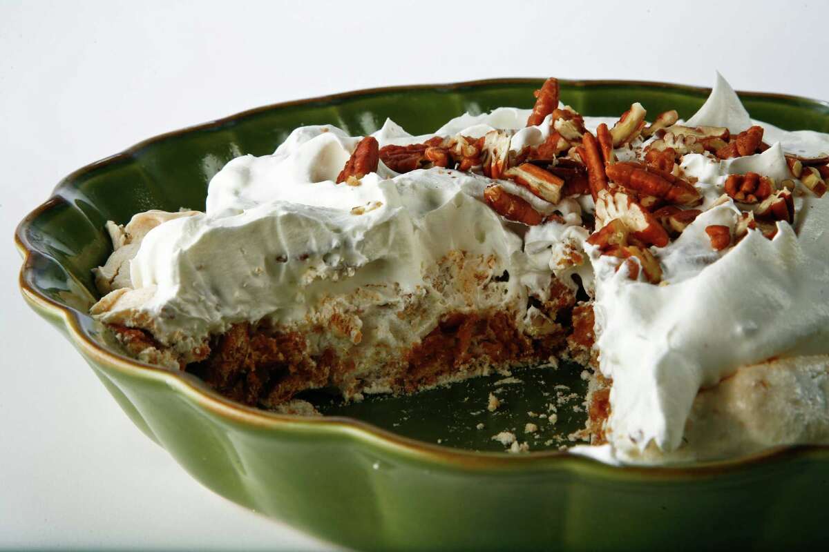 Recipe Luby's Butternut Brownie Pie