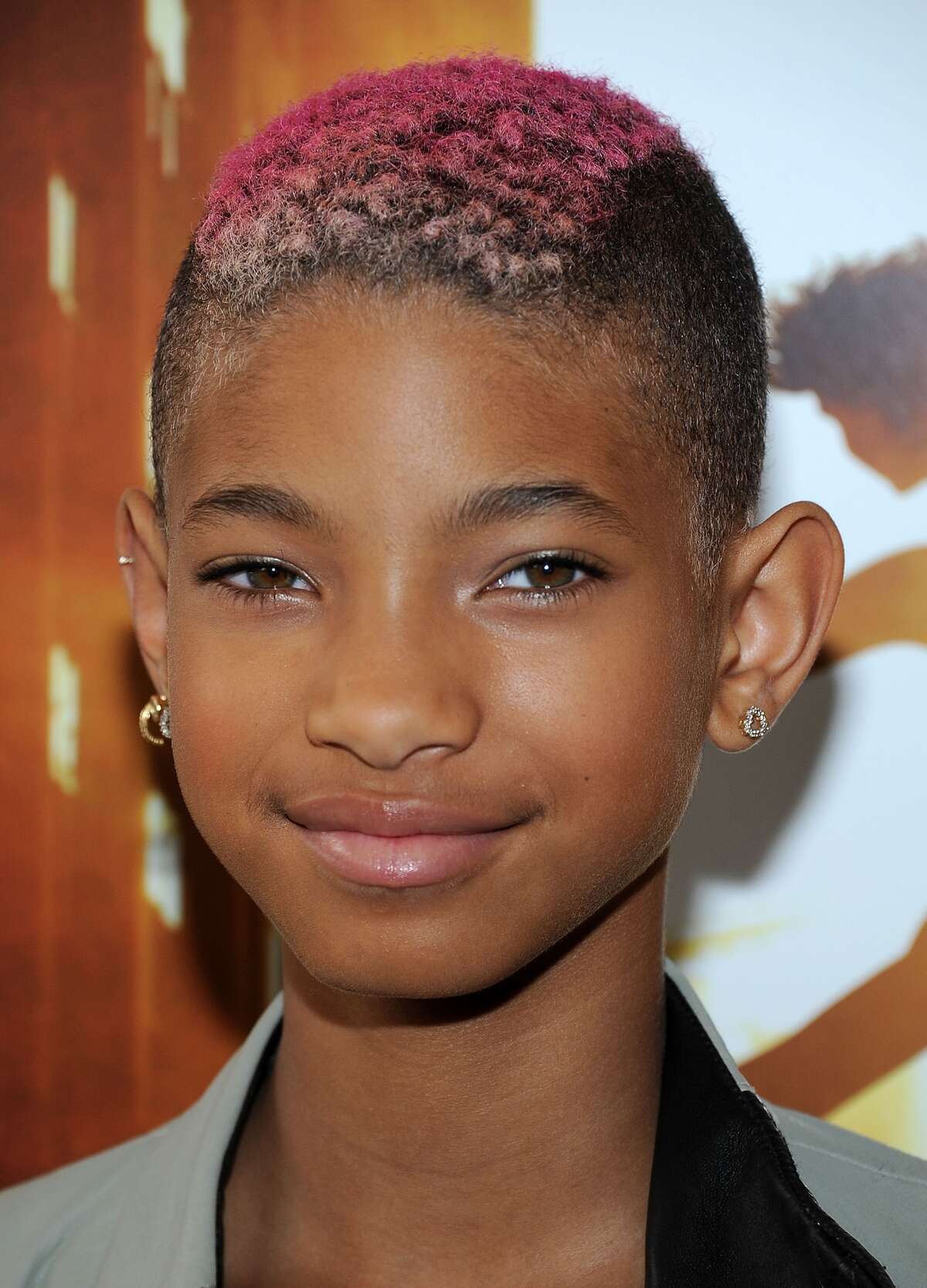 Will and Jada Pinkett Smith's daugher, Willow Smith, shaved her hair off in 2012.