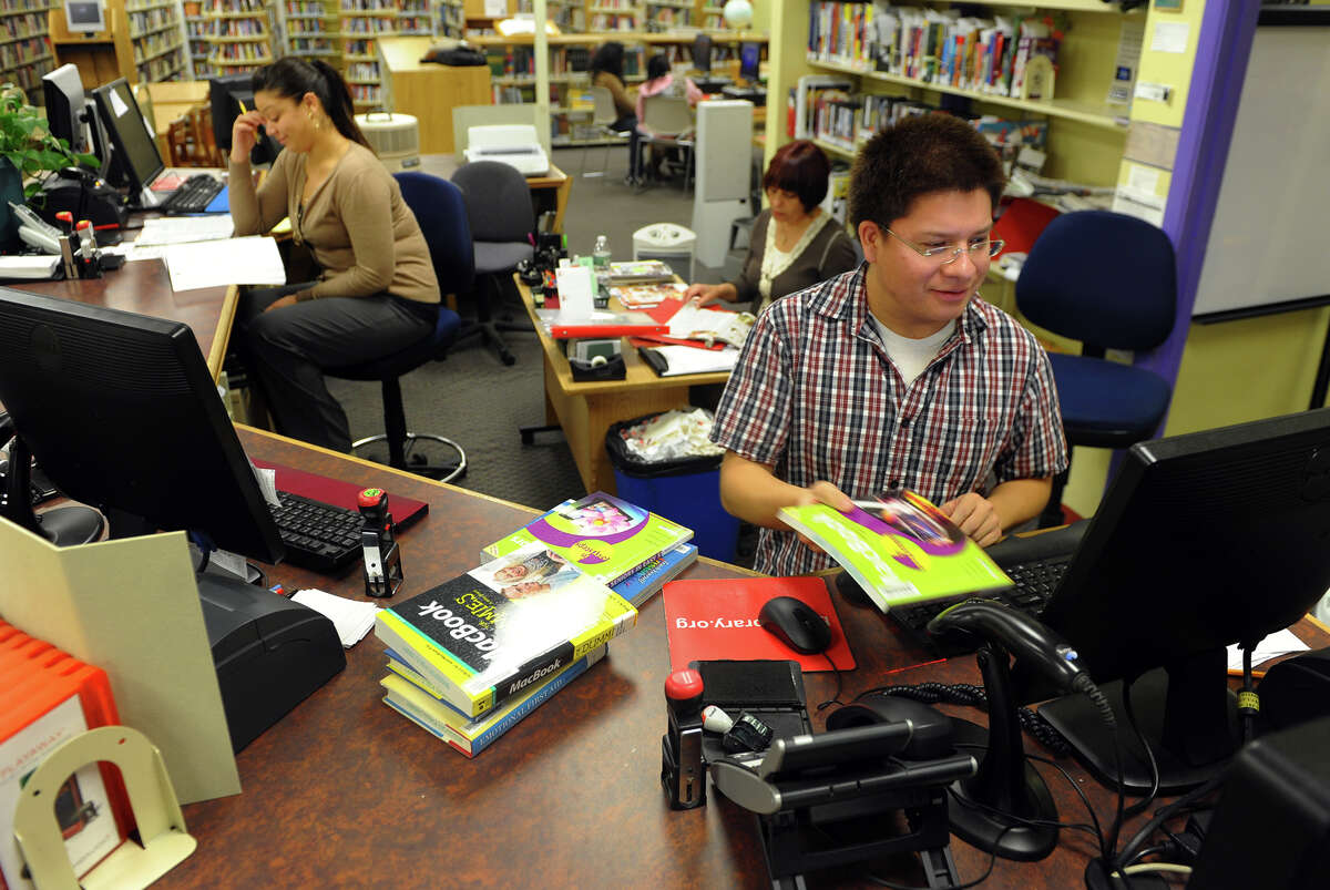 Bridgeport looks into library's future