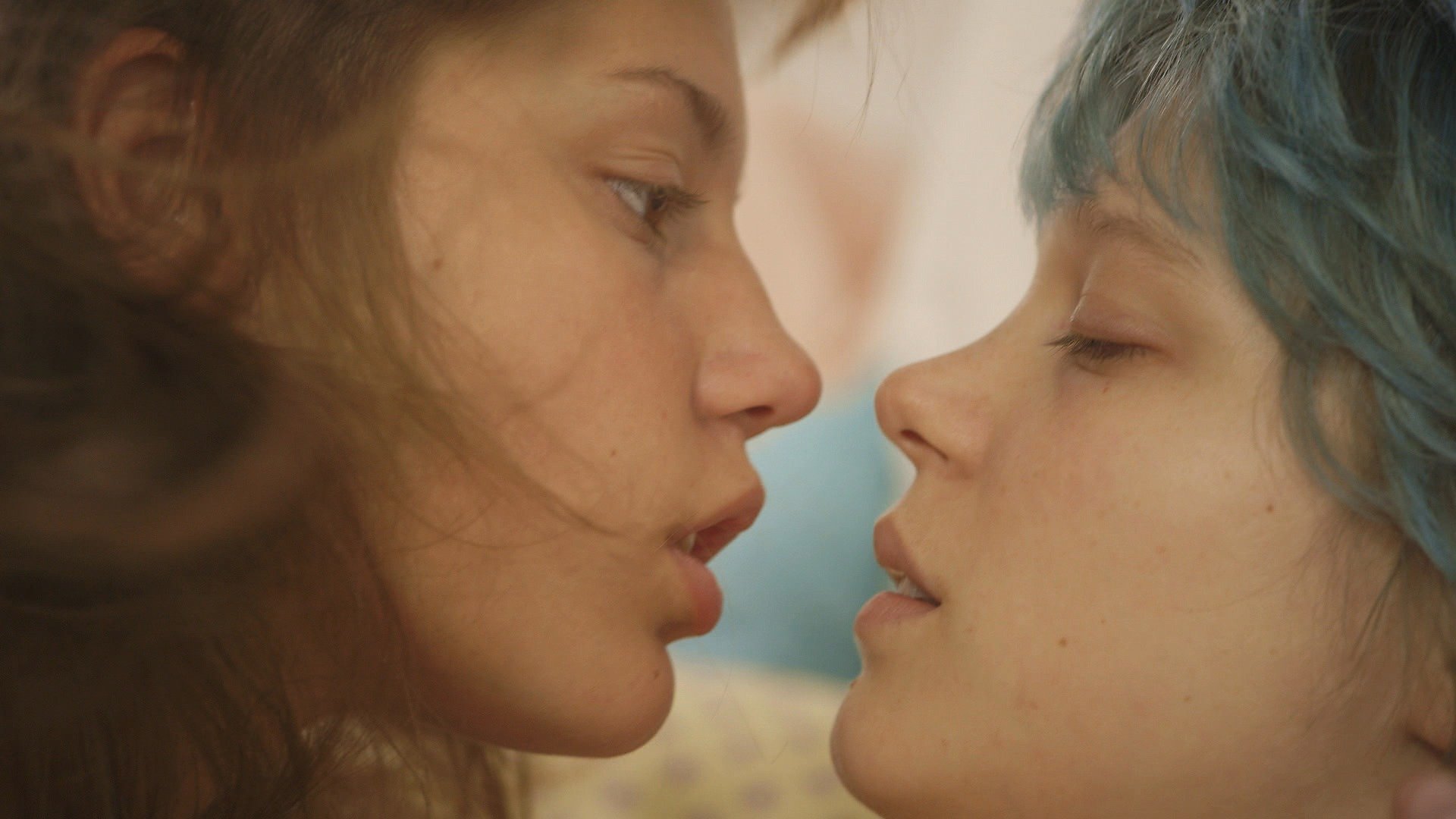 In movie scene teen — photo 15