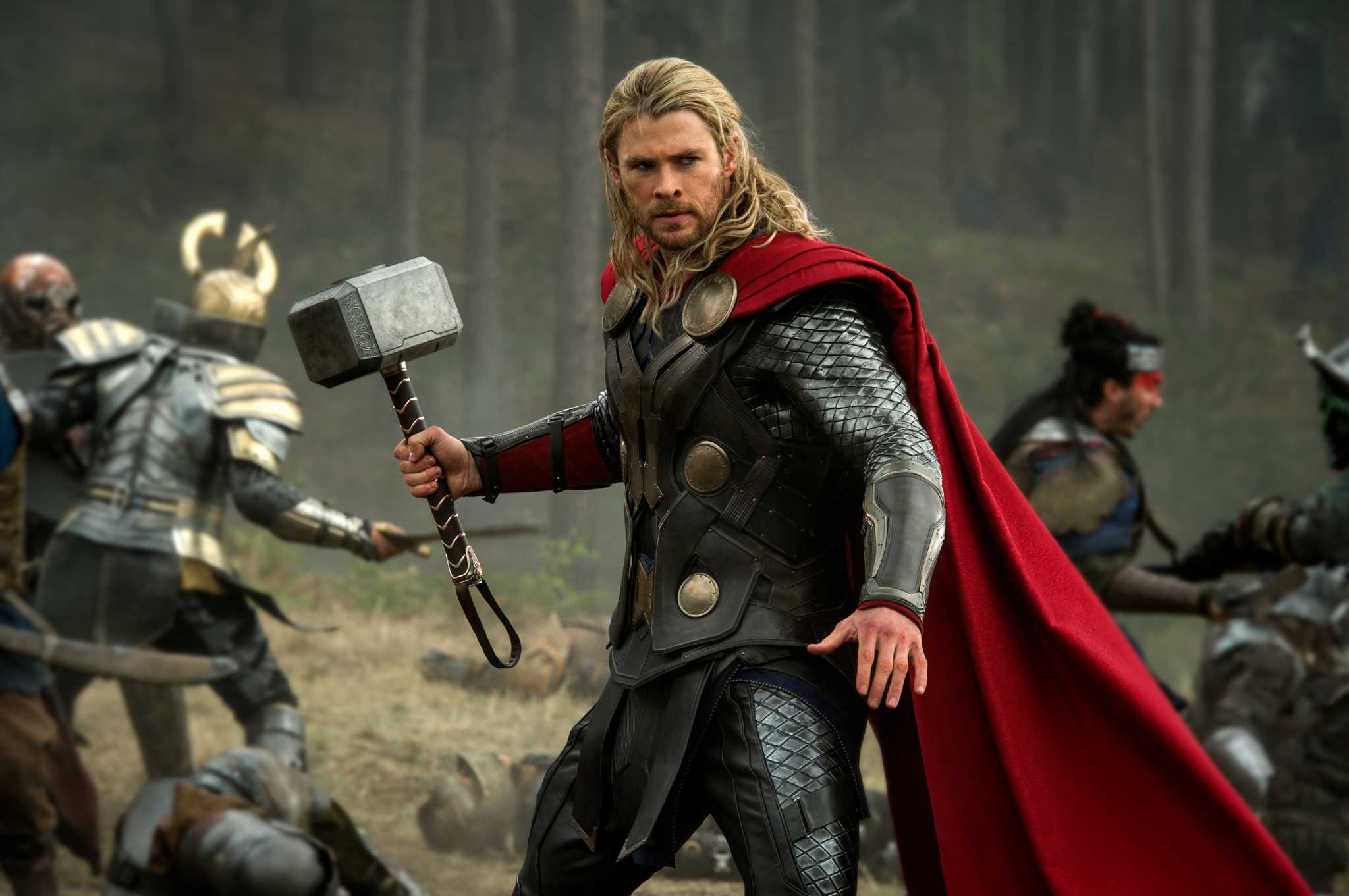 'Thor' battles evil as Earth awaits its fate