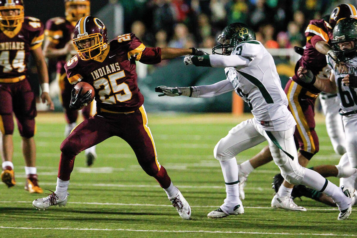 Harlandale rallies to win Frontier Bowl, earn playoff spot