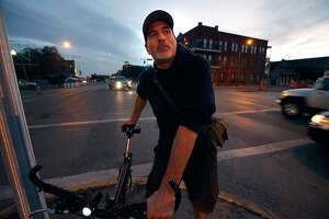 Former Express-News photographer dies