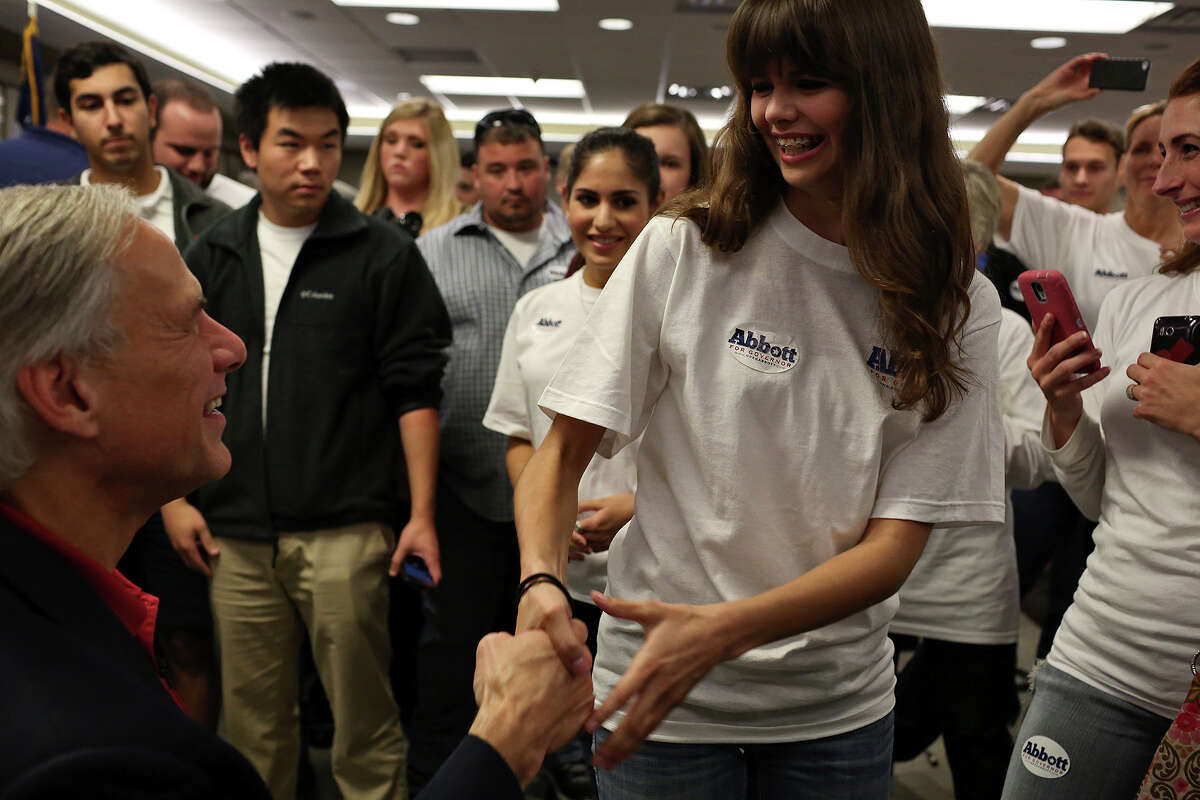 Abbott, Davis make it official