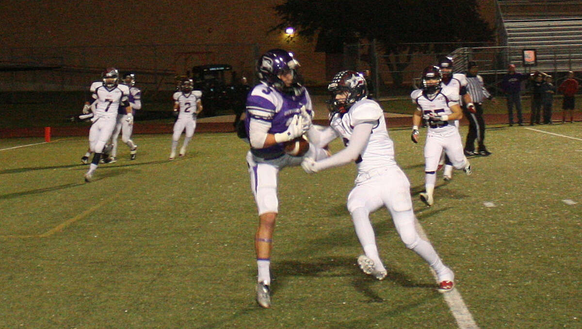 Seasons end for Boerne football, volleyball teams