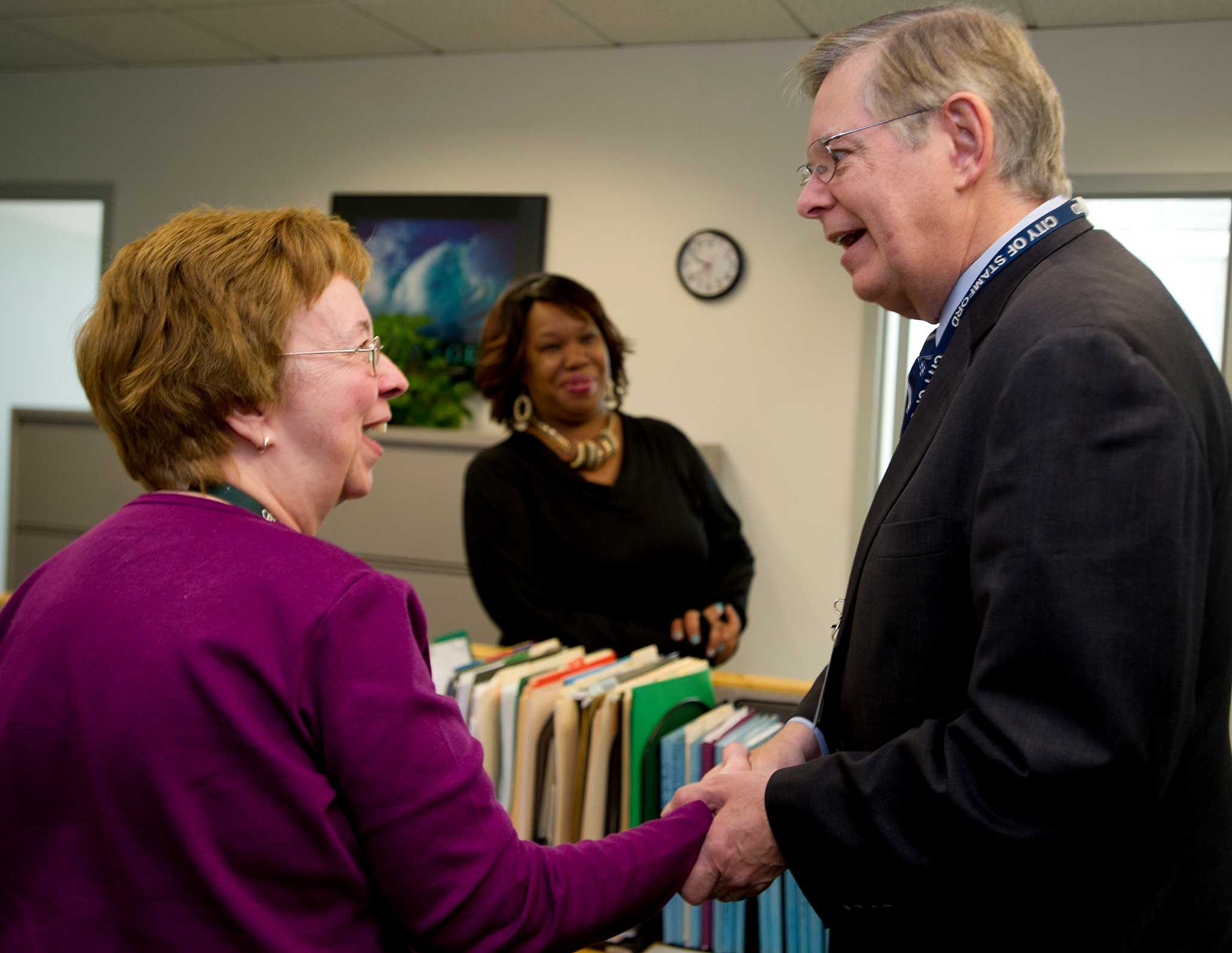 Stamford�s mayorelect tours city hall