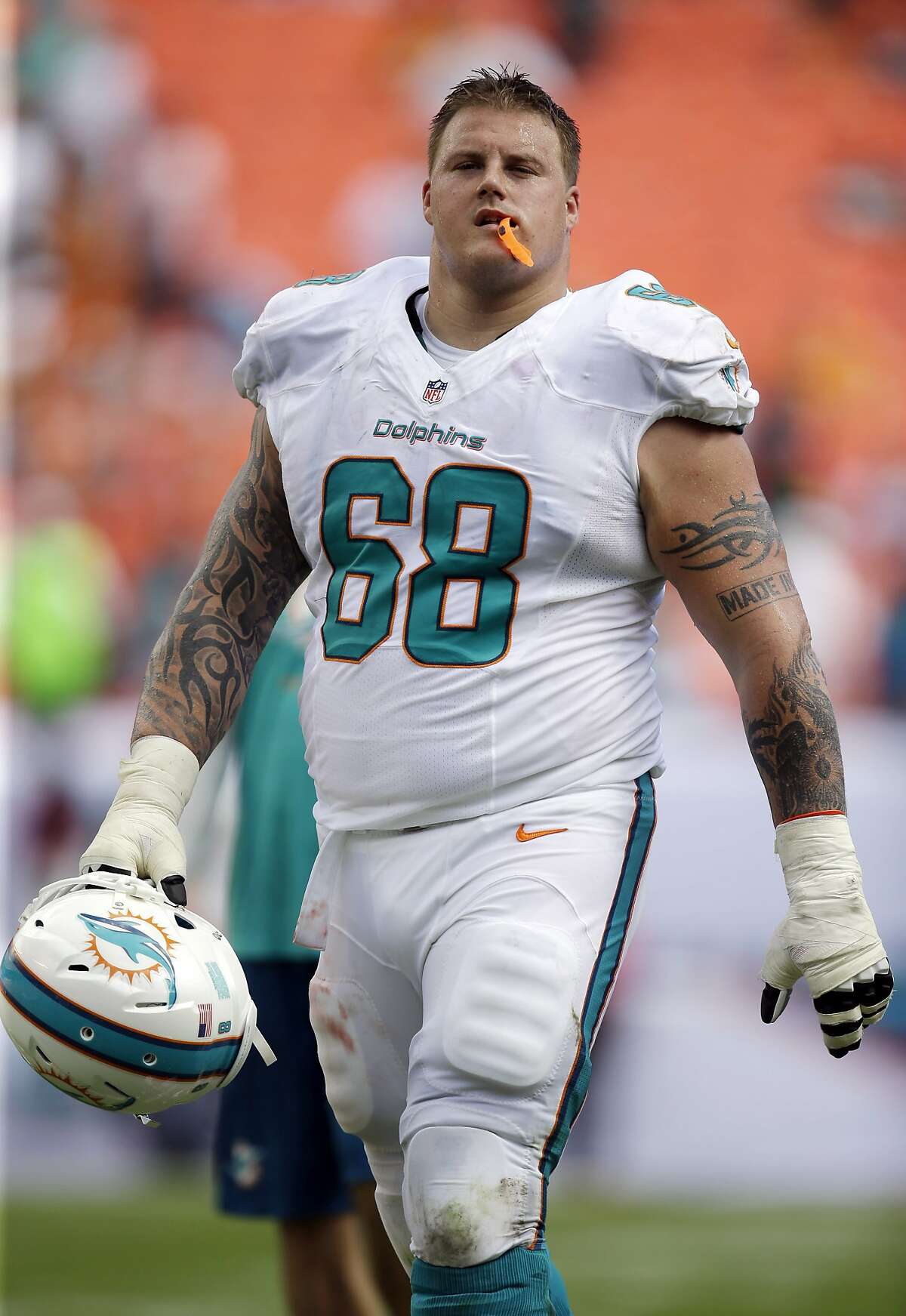 Raiders' Richie Incognito addresses past, denies bullying in HBO