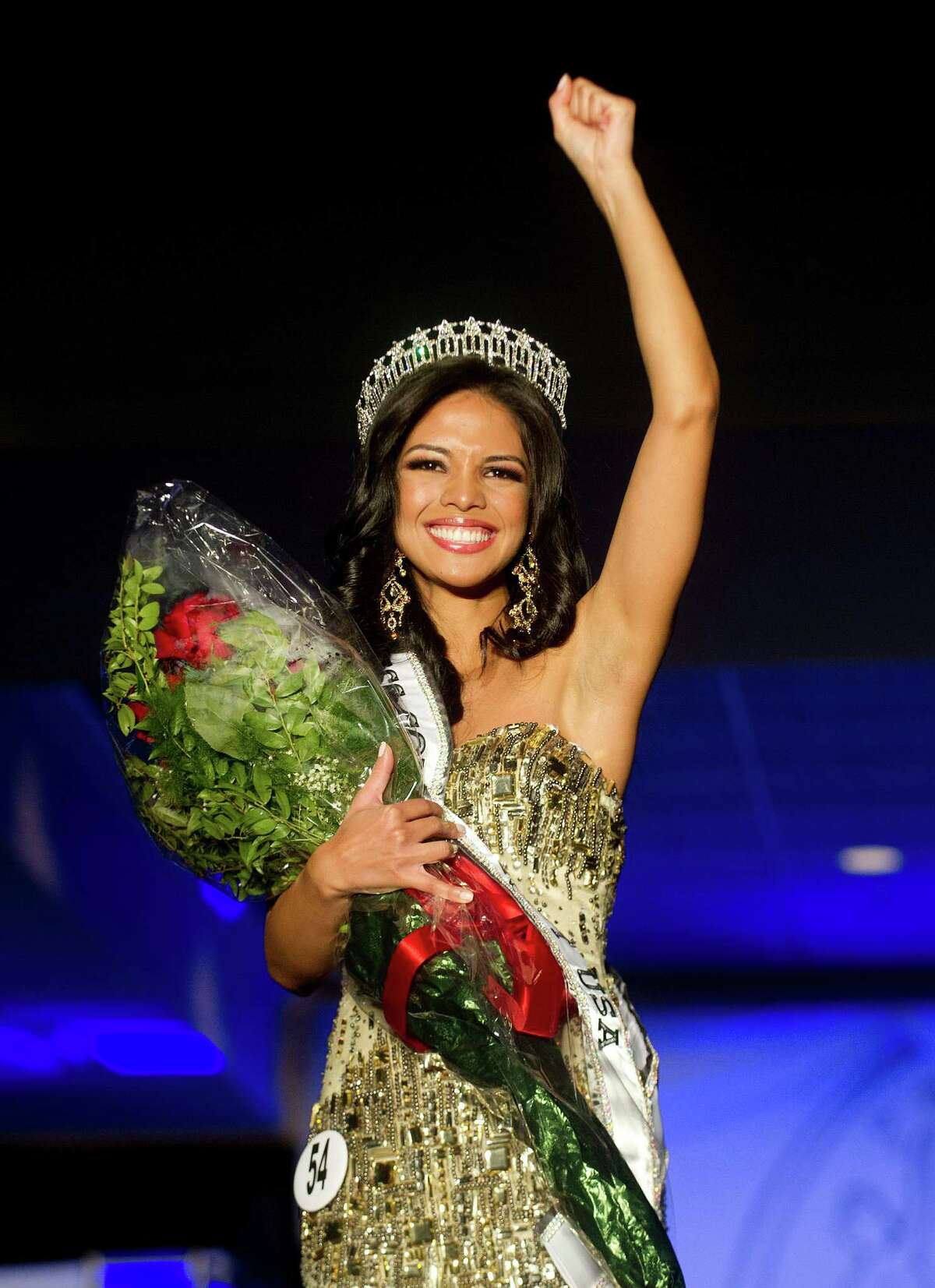 Desirée Pérez of Greenwich is crowned Miss Connecticut USA at the Stamford Marriott in Stamford, Conn., on Sunday, November 17, 2013.