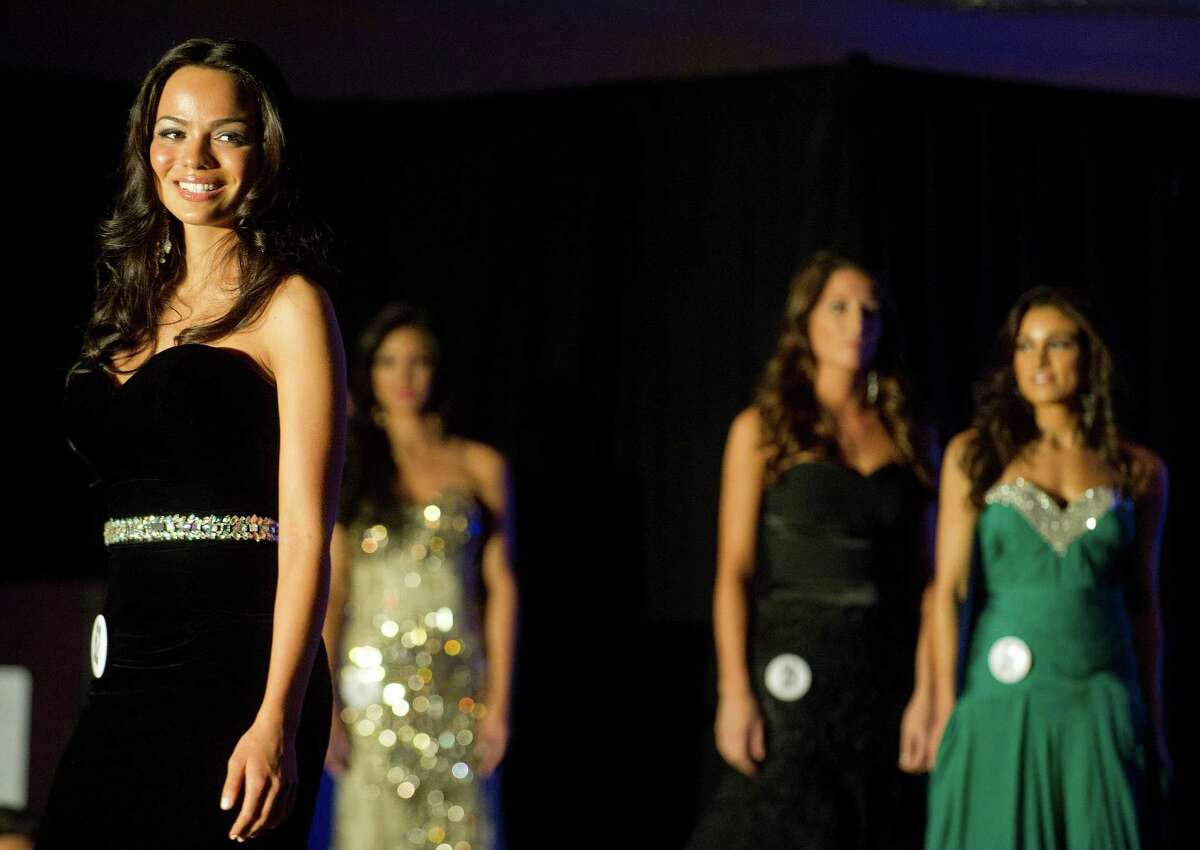 Greenwich woman wins Miss Connecticut title