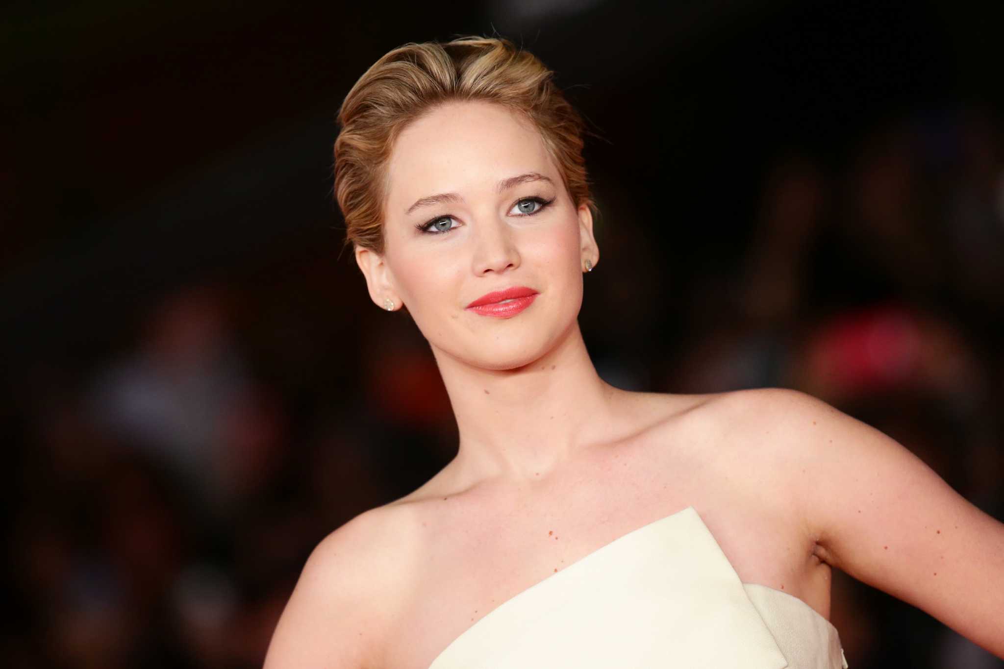 The Hunger Games: Catching Fire' Cast Heats Up Cannes – The Hollywood  Reporter