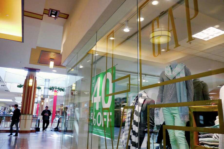 gap stores closing near me