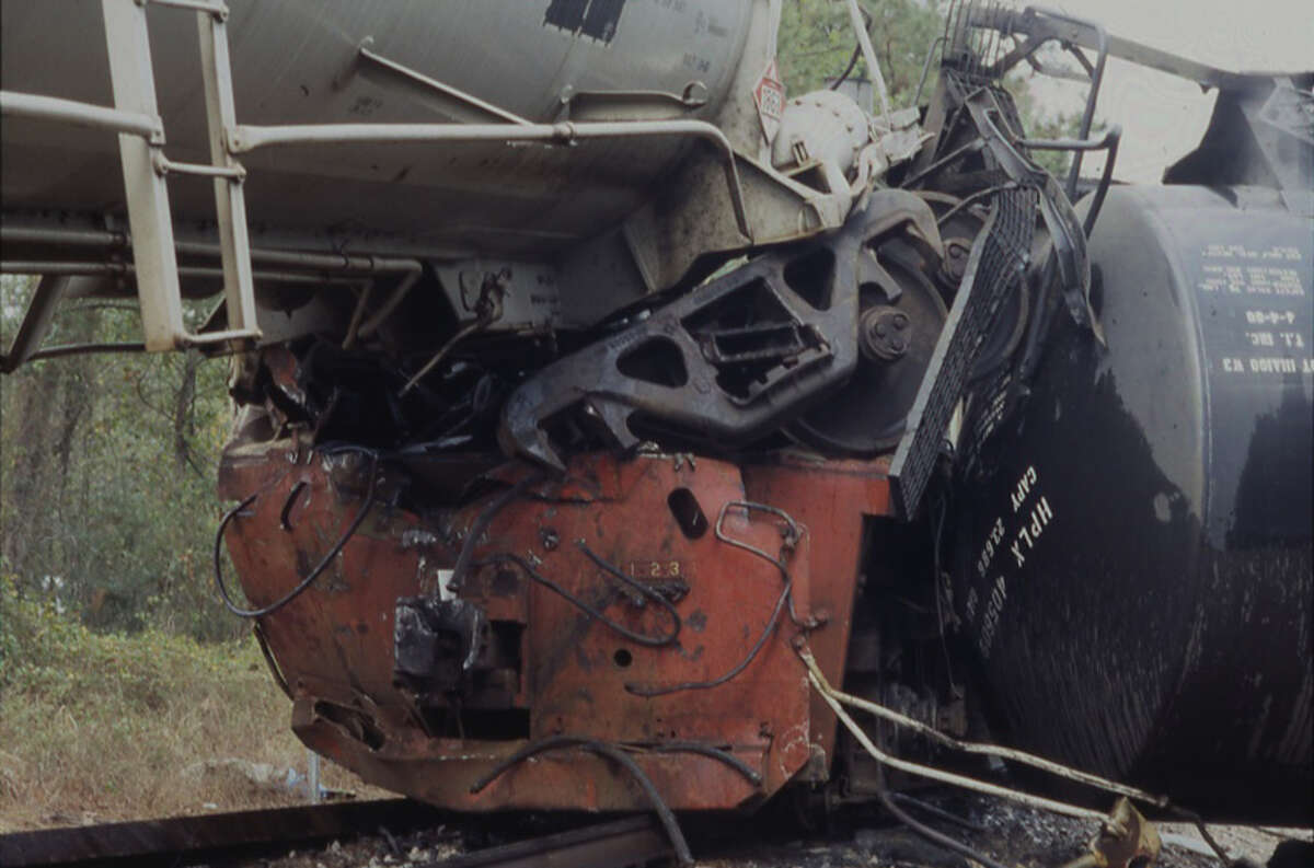Fatal Baytown train wreck remembered after 30 years