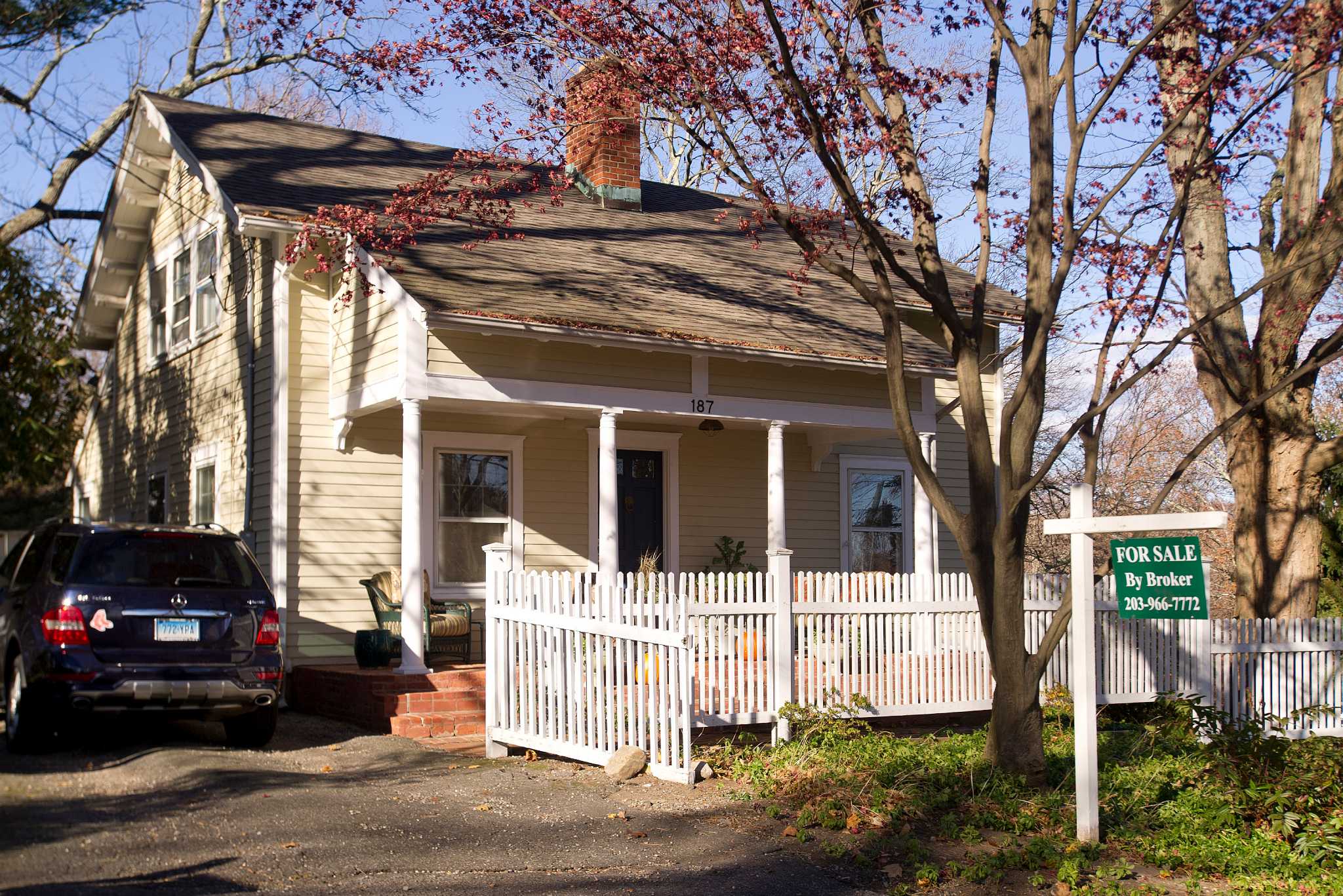 Suburban Jungle Realty educates homebuyers before they make a purchase