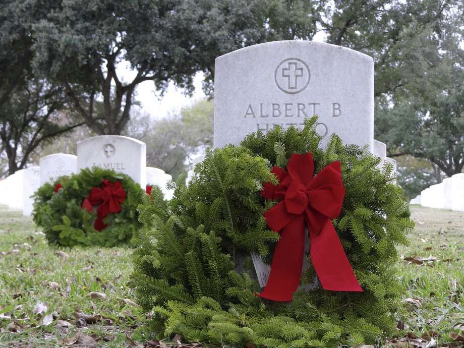 Wreaths across America comes to Fort Sam San Antonio ExpressNews