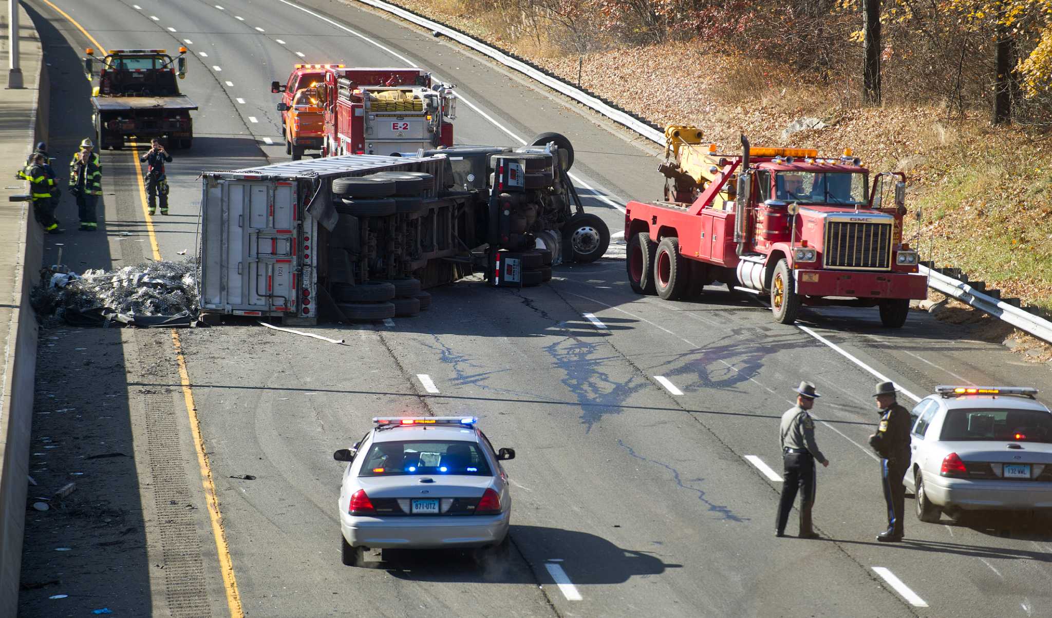 Truck crash closes I-95 south for four hours