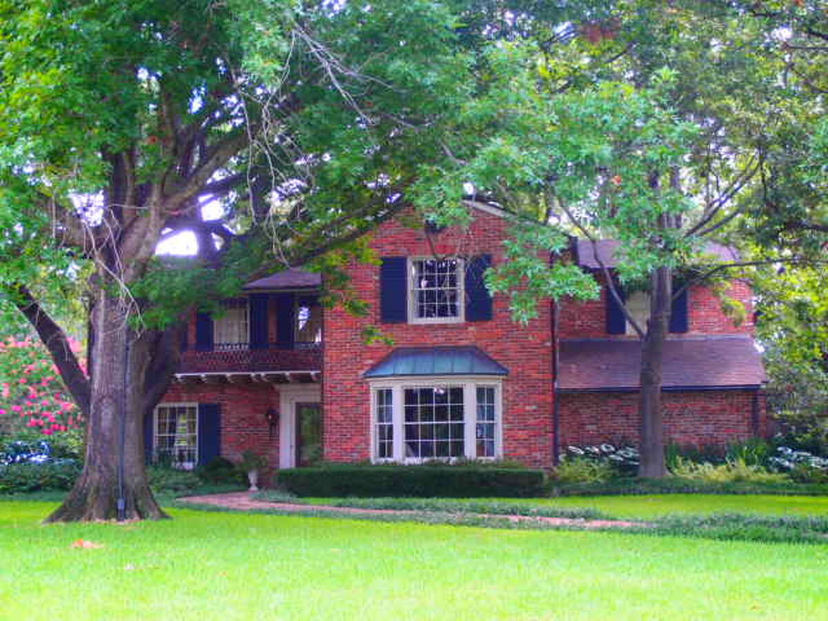 Jeff Davis Hospital, several Houston houses receive landmark designation