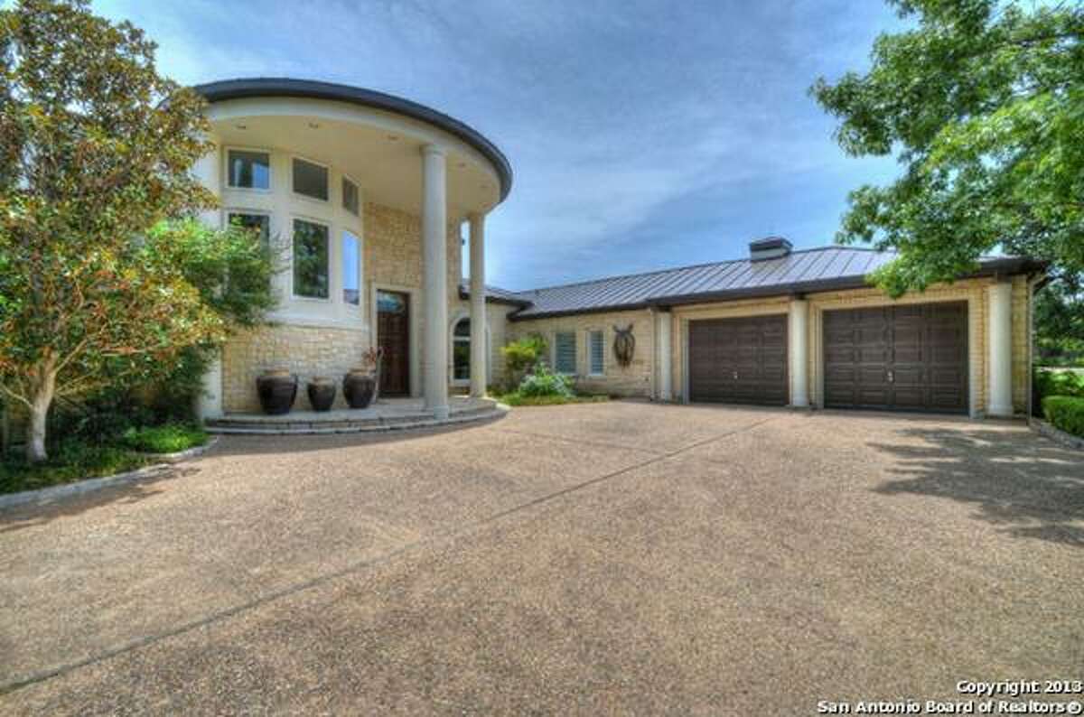 Horseshoe Bay luxury waterfront