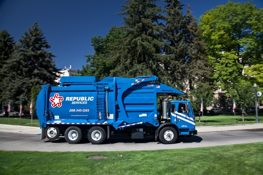 Waste company adds natural gaspowered trucks