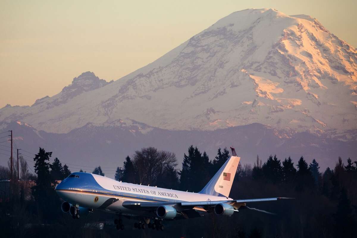 President Barack Obama arrives in Air Force One to attend two Seattle fundraisers Sunday, Nov. 24, 2013, at Sea-Tac International Airport.