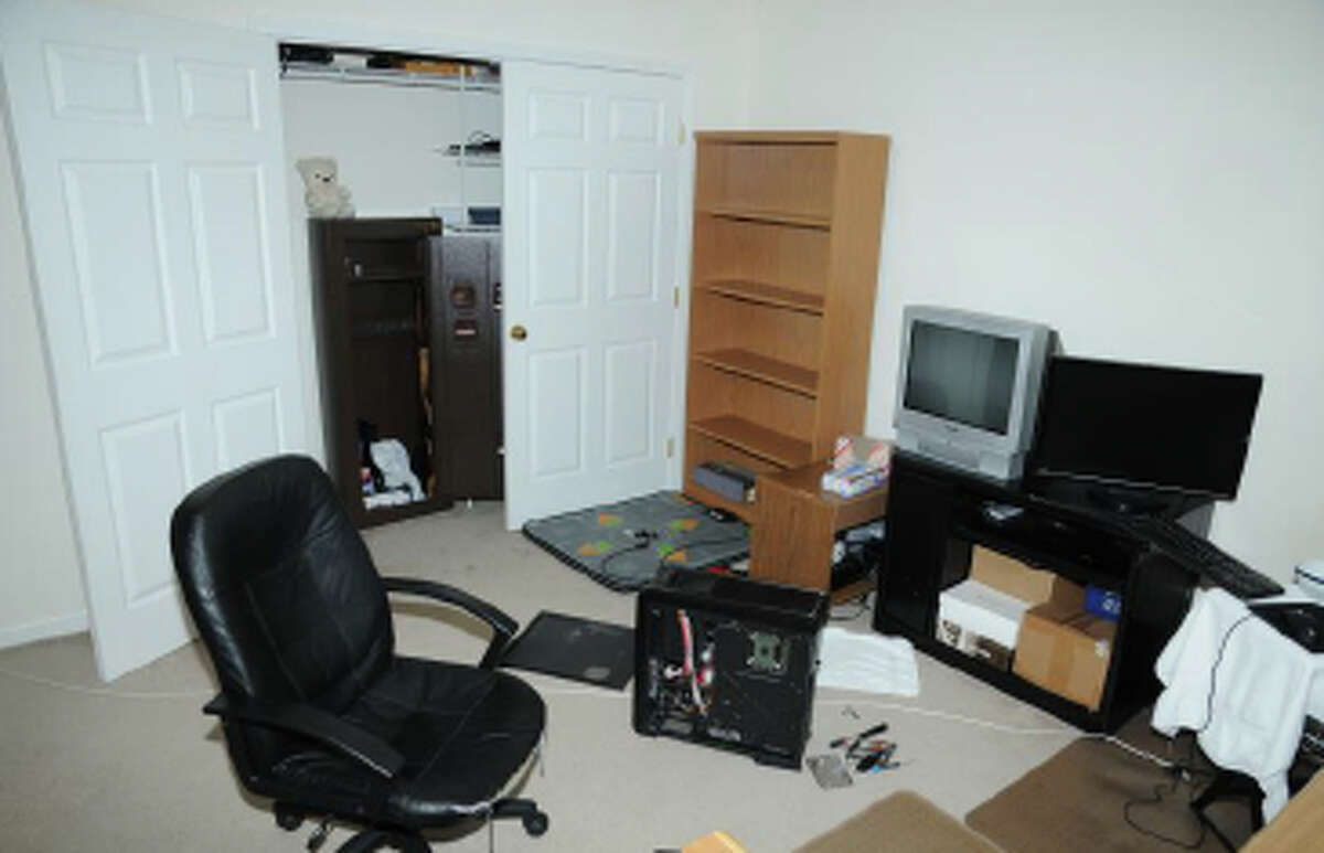 10- 2nd Floor computer room Photos from the Report of the State's Attorney for the Judicial District of Danbury on the Shootings at Sandy Hook Elementary School and 36 Yoganda Street, Newtown Connecticut.