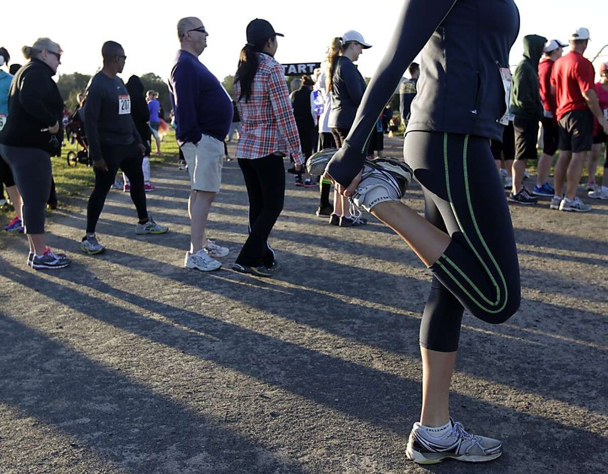 Runners gobble up chance to run in turkey trots