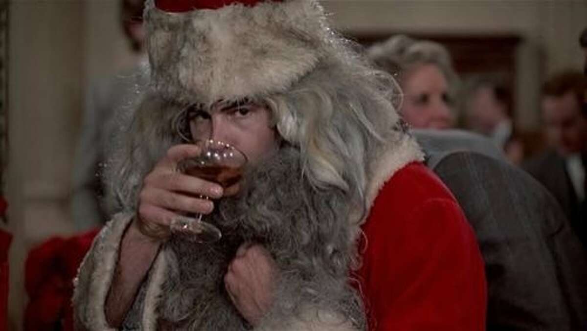 20. Dan Akroyd in “Trading Places”Appearance: 2 | Christmas spirit: 0 | Magic: 0Total: 2 It's actually a pretty nice Santa suit and he might rank higher here if 1. his suit wasn't so dirty, and 2. it wasn't so filled with ham.