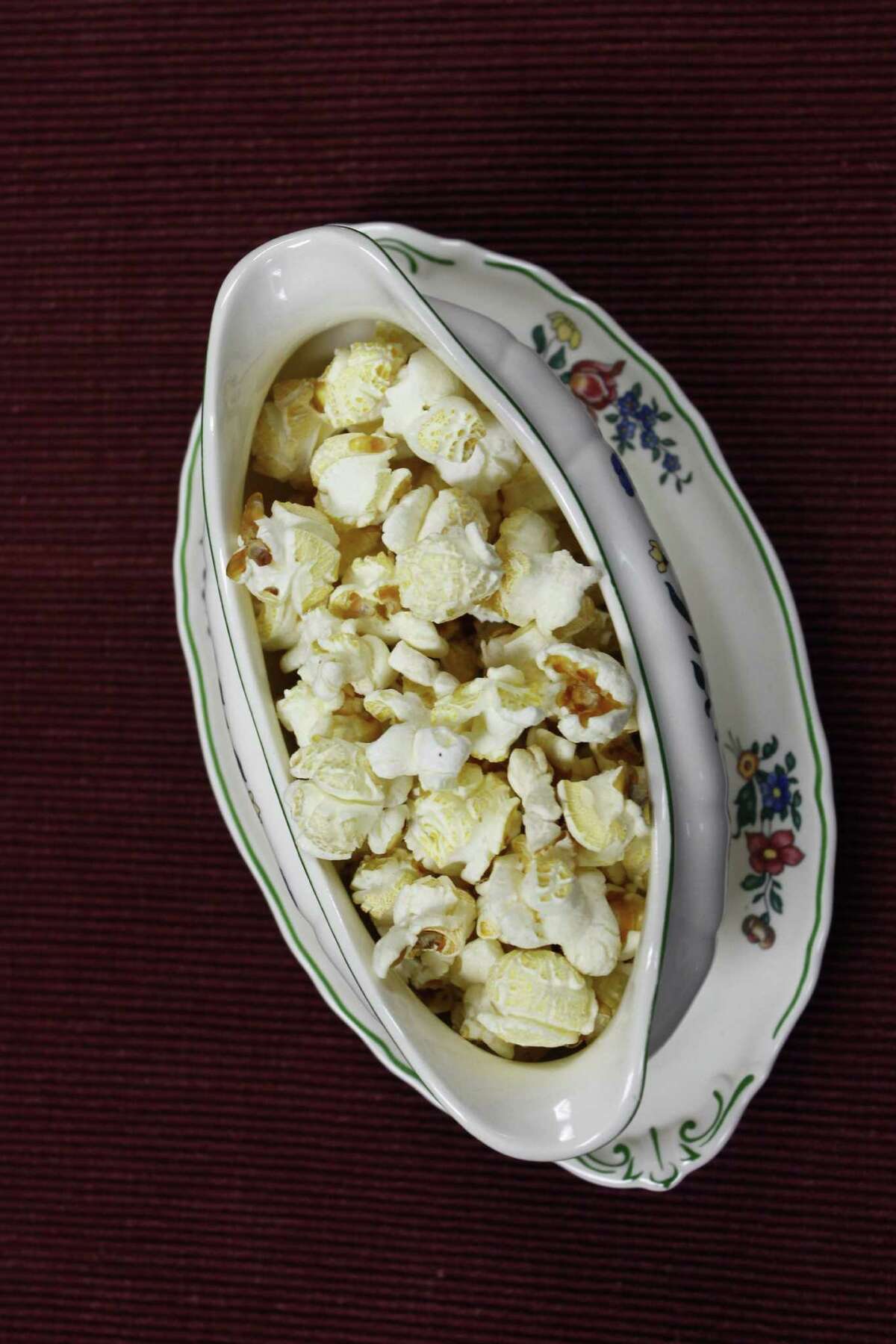 Turkey-flavored popcorn? Pass the gravy popcorn