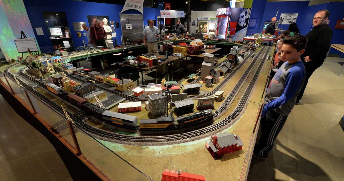 Photos All aboard at miSci