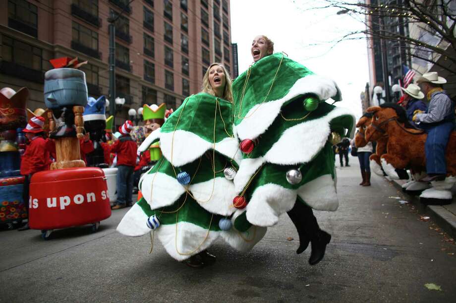 Macy's Holiday Parade - seattlepi.com