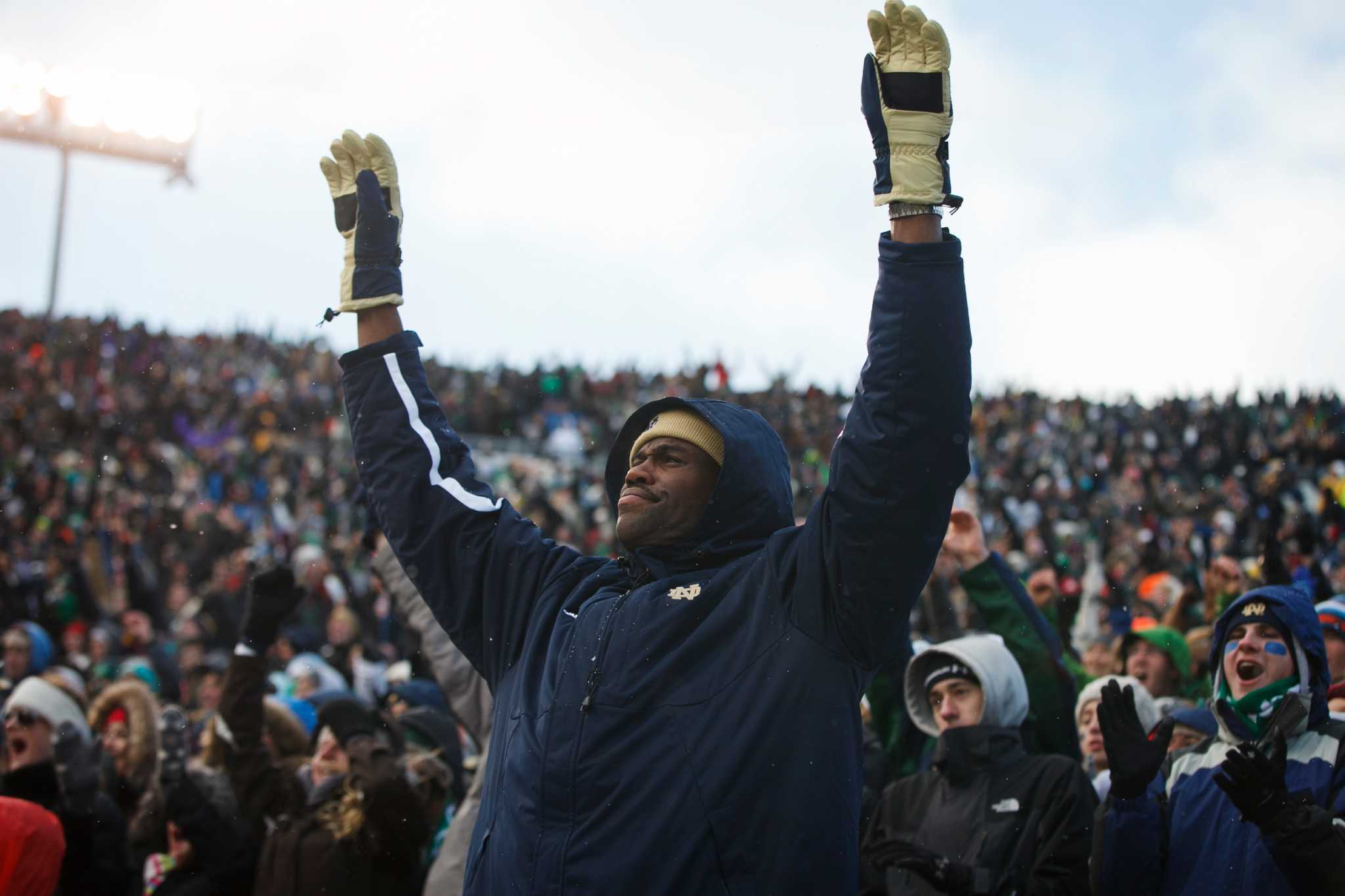 Torii Hunter Jr. Hit: Notre Dame Fans Upset With Referees - The Spun:  What's Trending In The Sports World Today