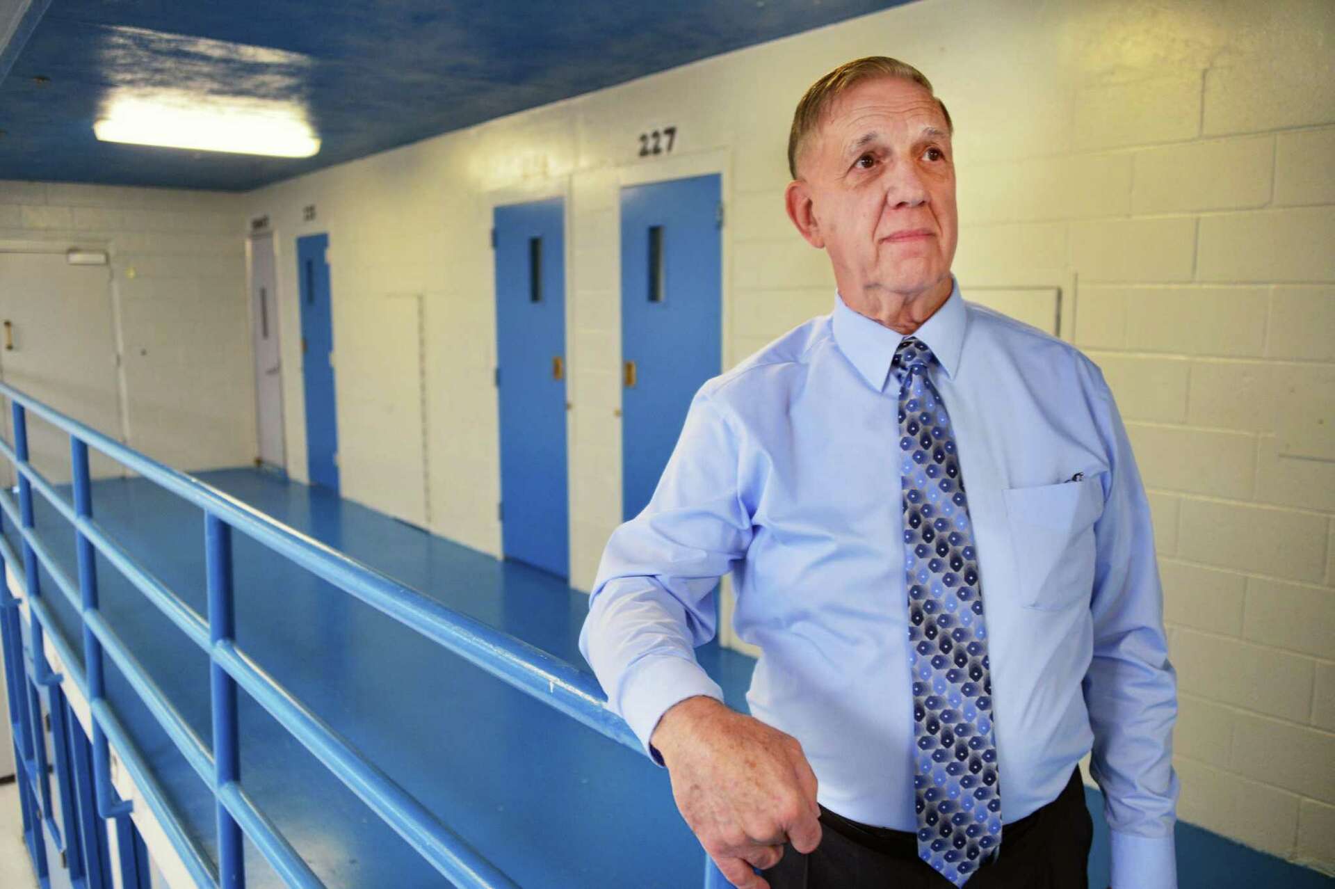 County jails board inmates to cut down on expenses