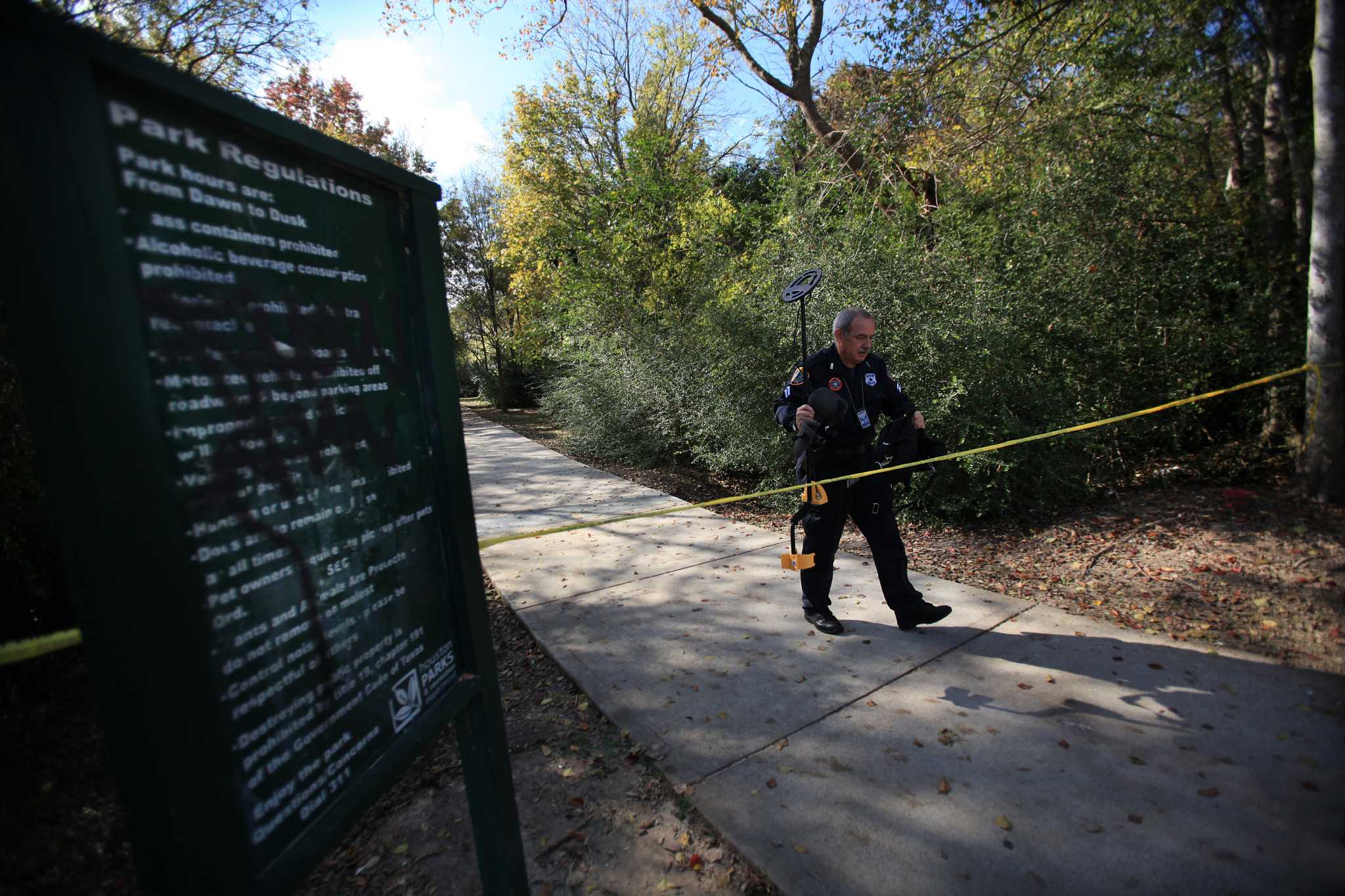 Victim of fatal shooting found at park in north Houston