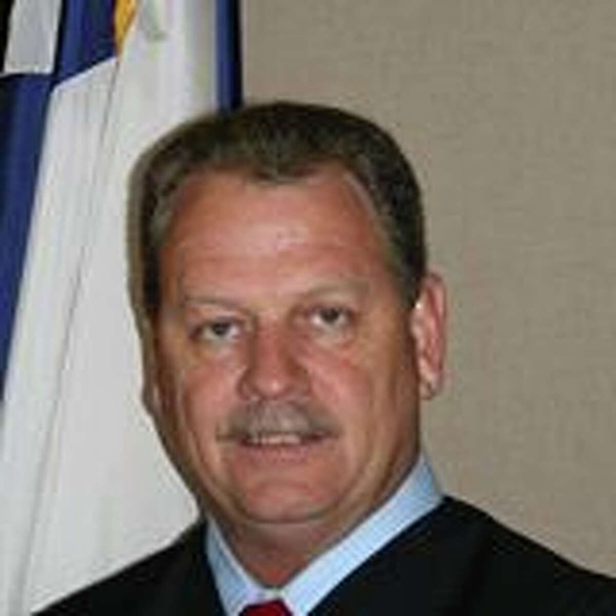 Nederland attorney announces run for 172nd District Court