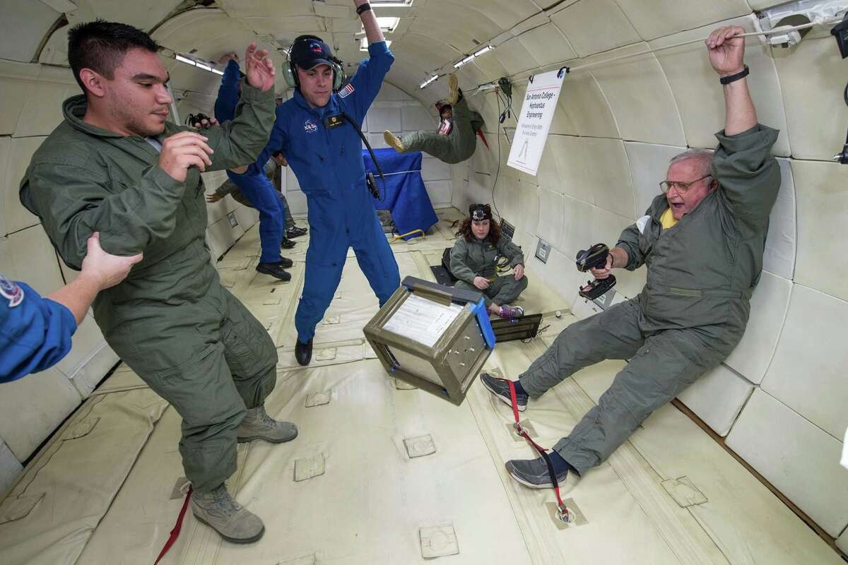 S.A. College students ride 'vomit comet' for science