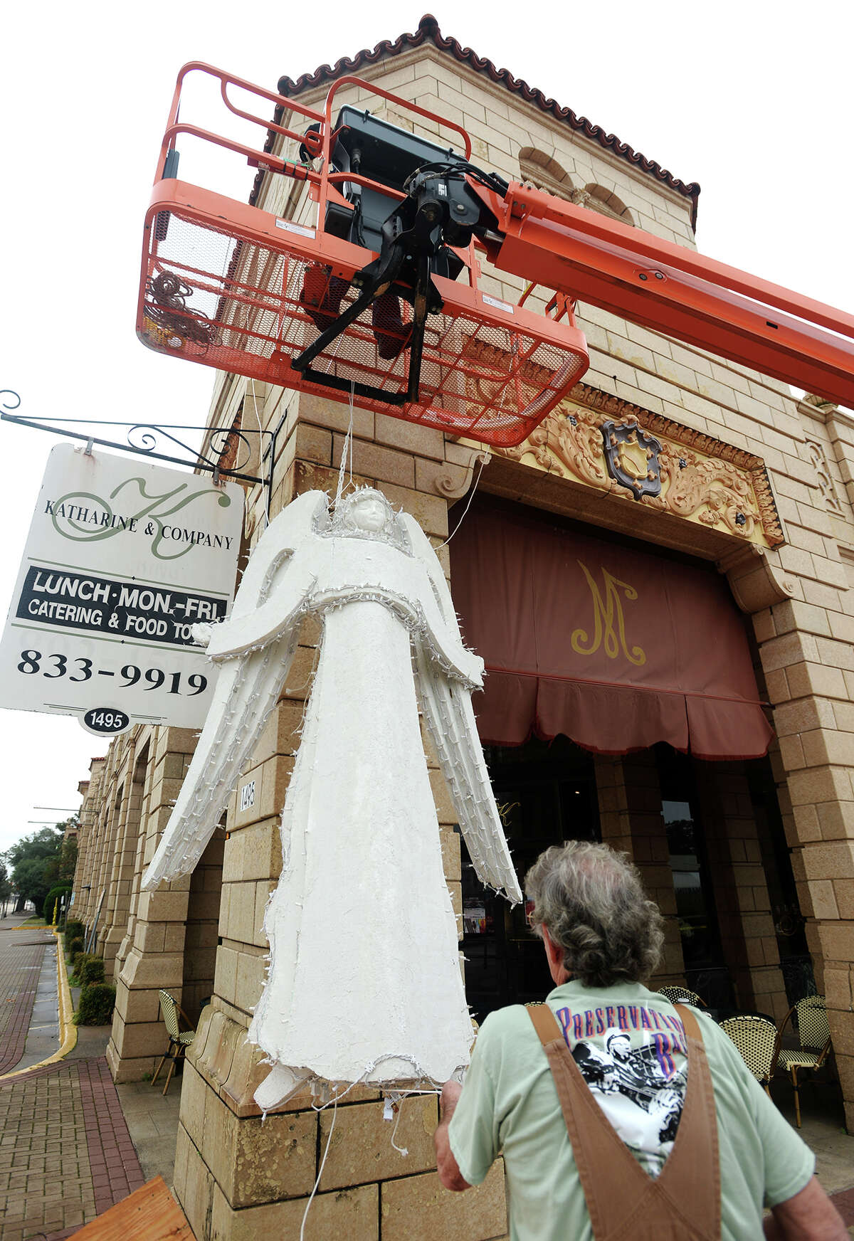 Angel designed by Beaumont sculptor to grace historic Mildred Building