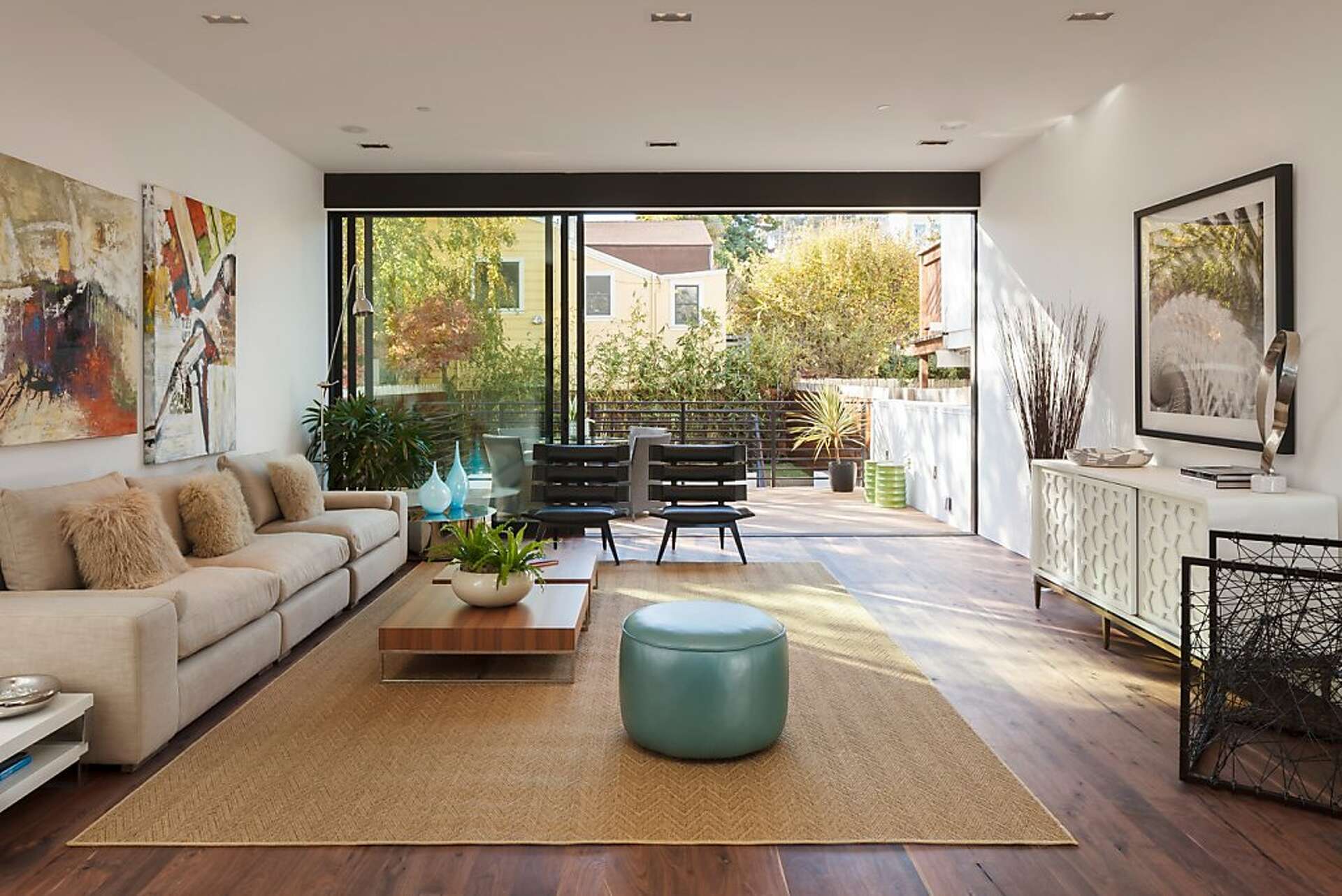 Noe Valley home modernized in minimalist style