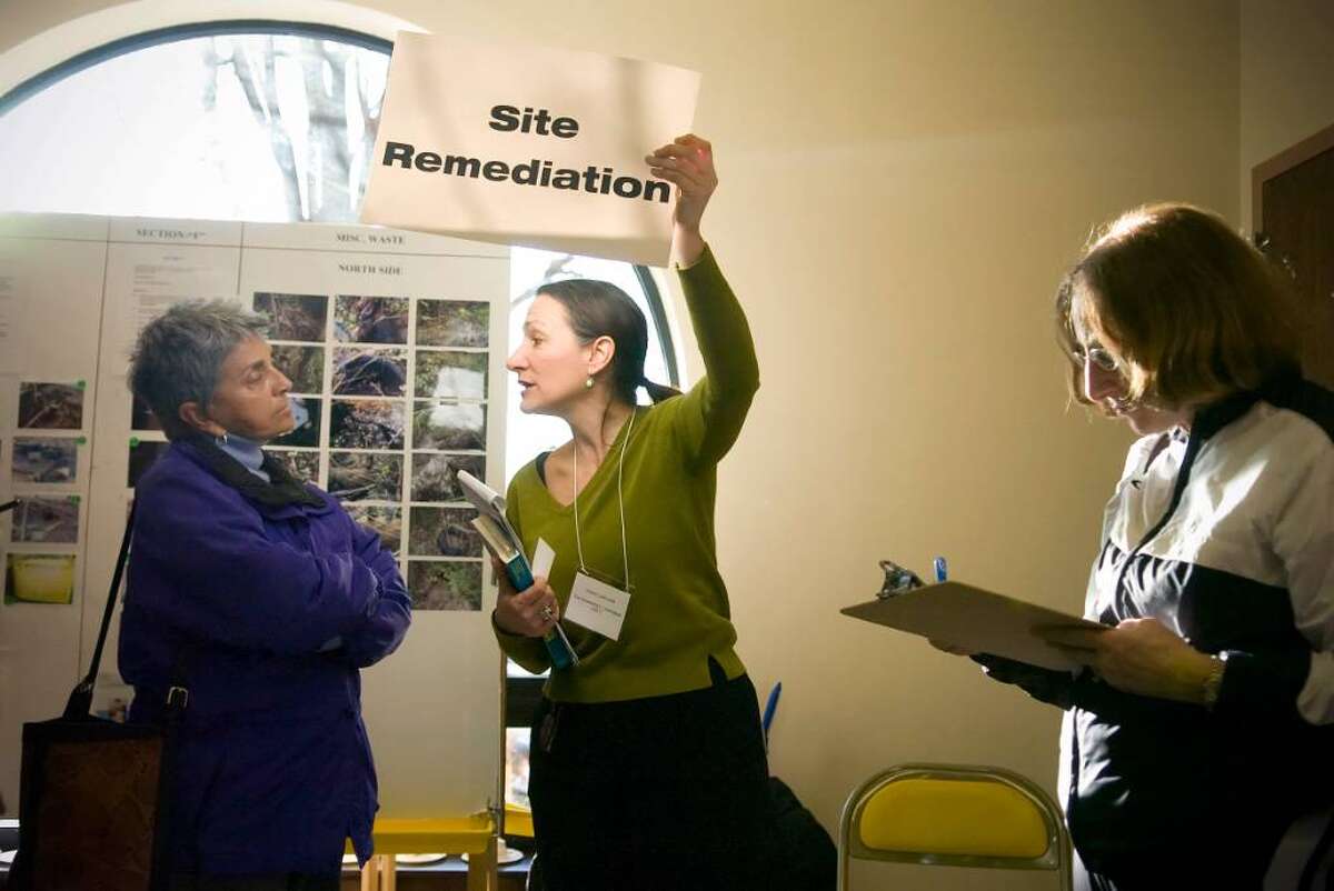 New North Stamford advocacy group discusses wells