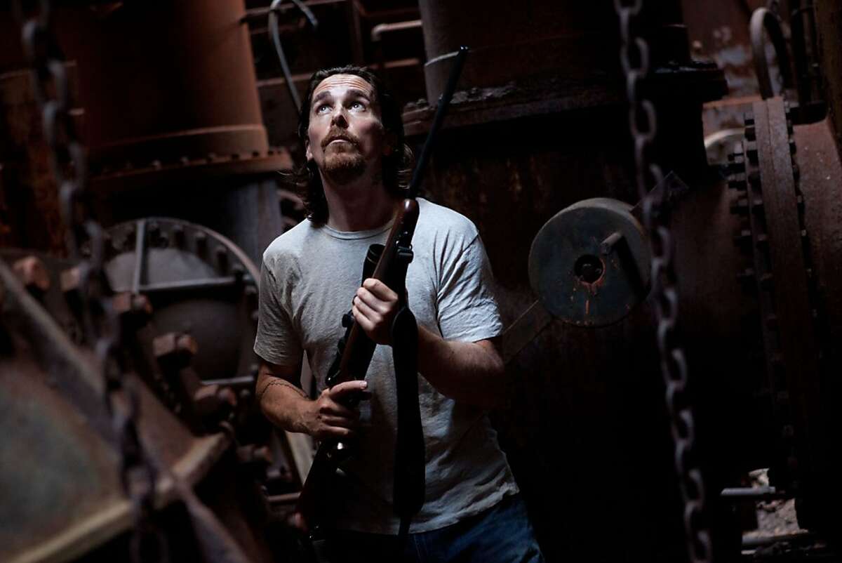 M 043 Christian Bale stars in Relativity Media?•s Out of the Furnace. Photo Credit: Kerry Hayes © 2012 Relativity Media.