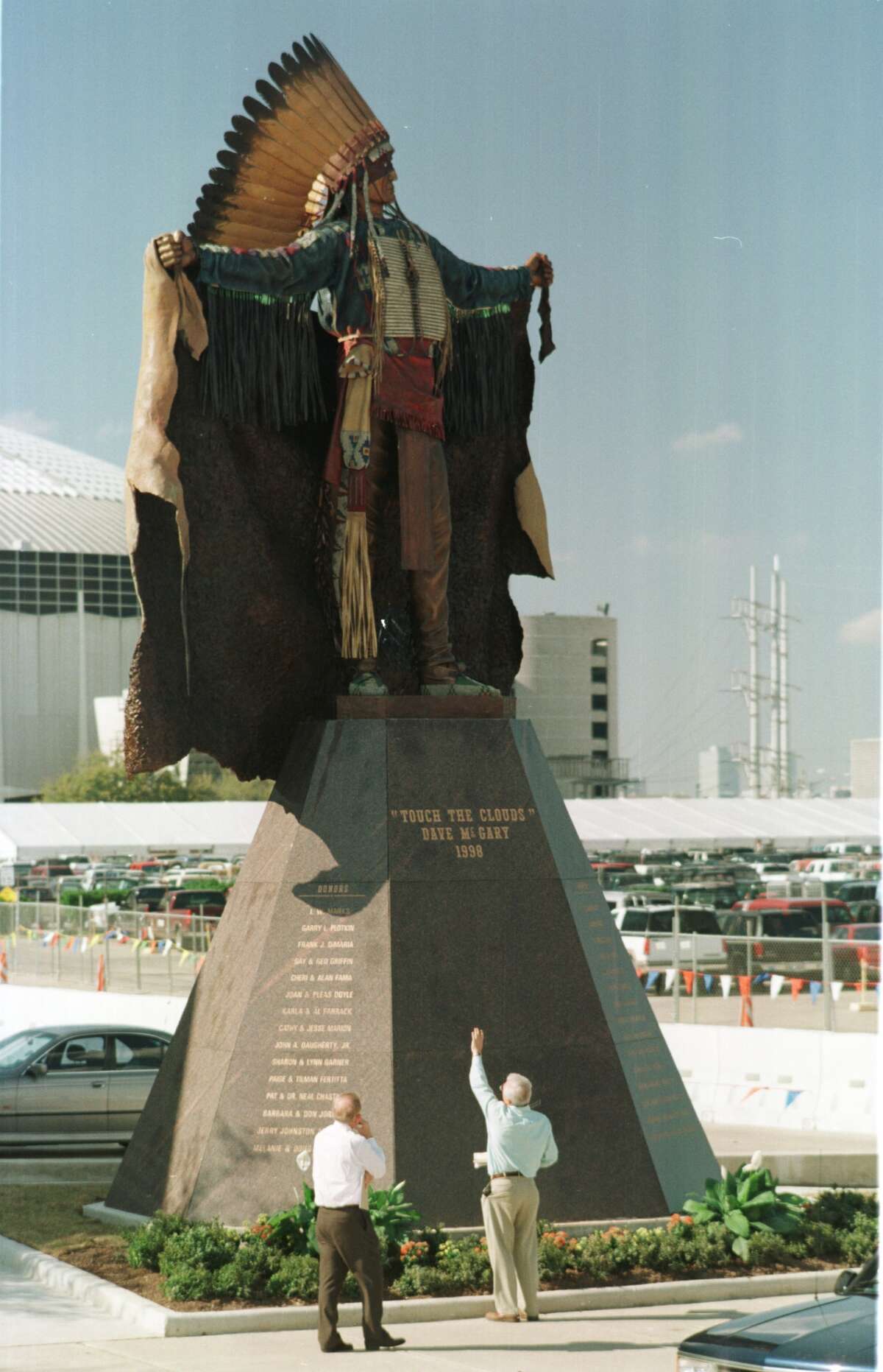 Towering Indian statue at Reliant might be moving to Oklahoma