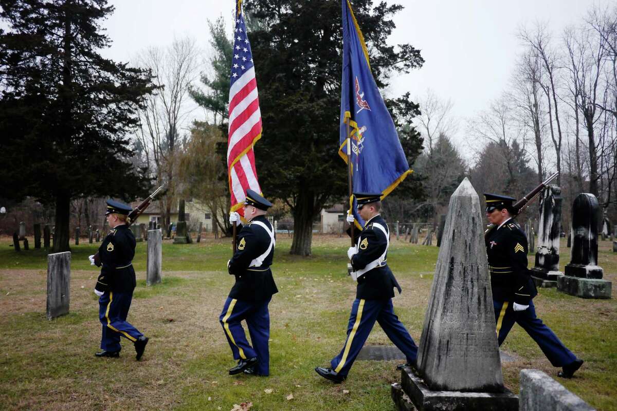 Photos: Home-grown president's birth marked