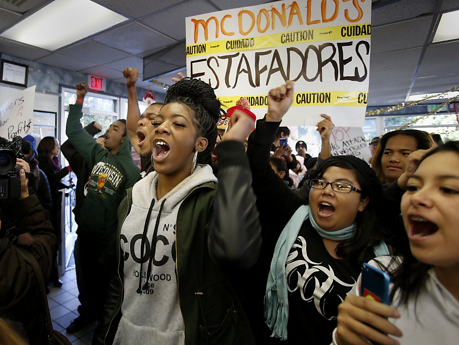 Fast-food workers rally for better pay