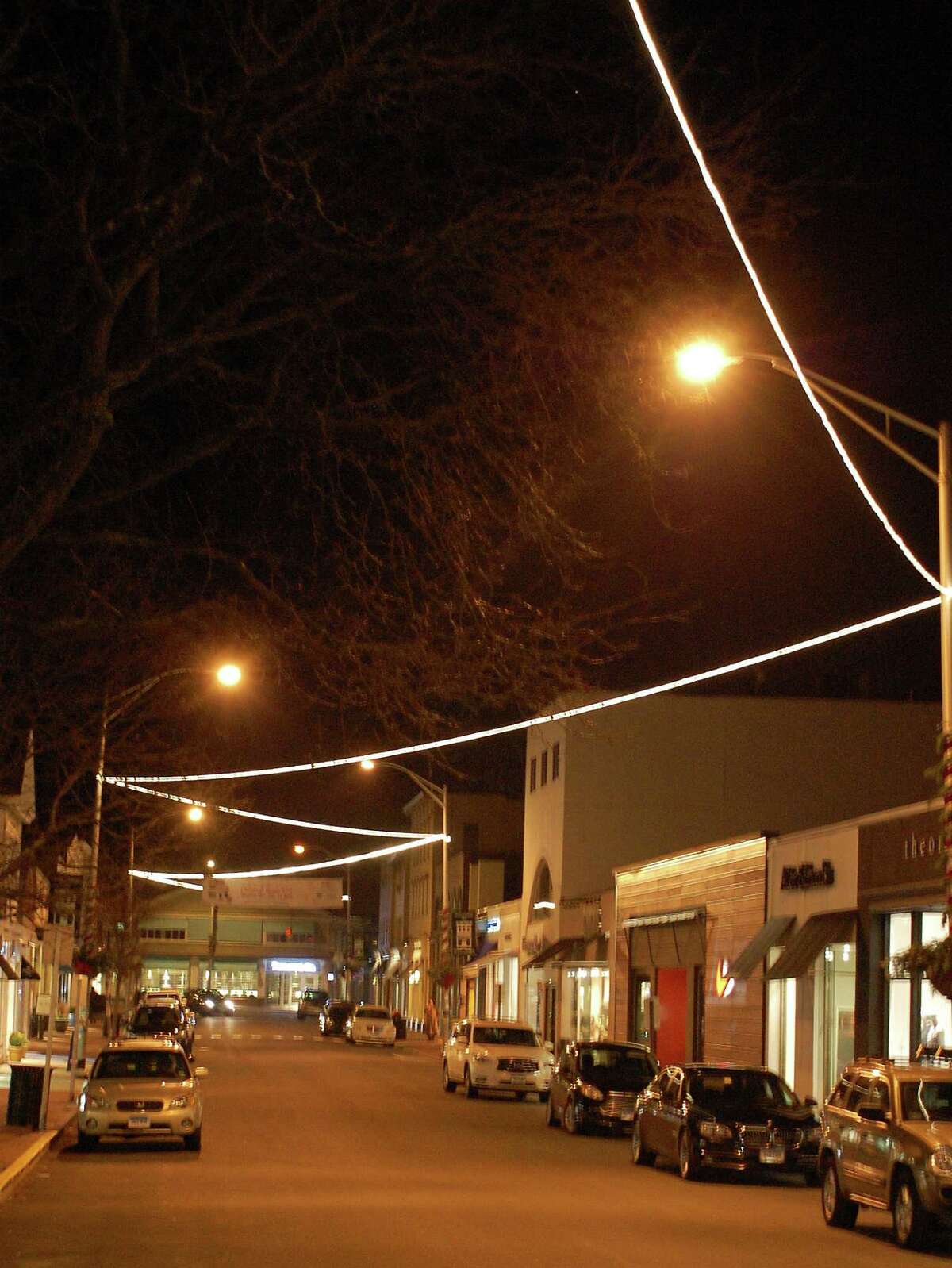 No trees means Main Street holiday 'zigzag' lights lack dazzle