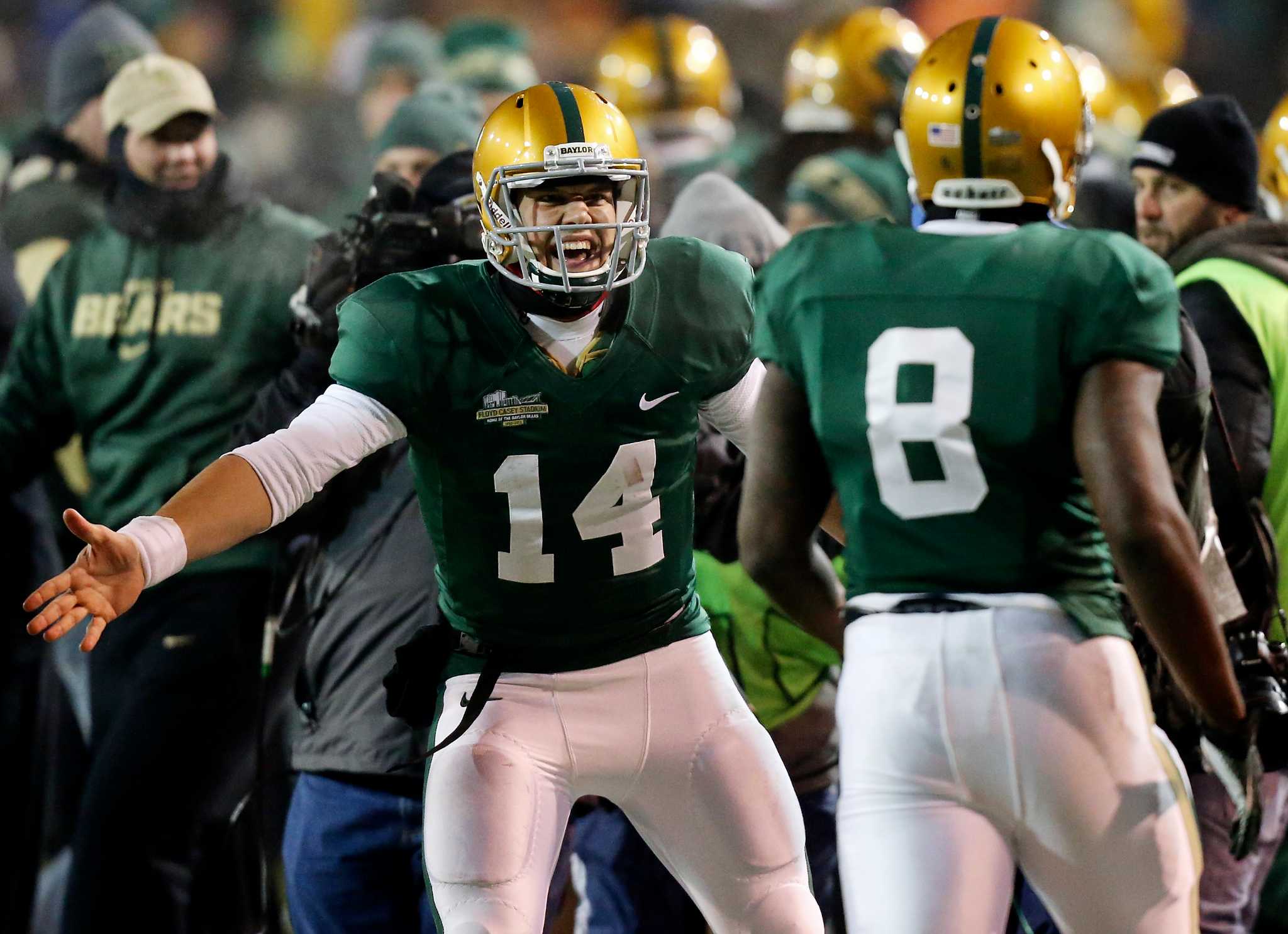 Football to wear throwback uniforms vs. Baylor - University of Texas  Athletics