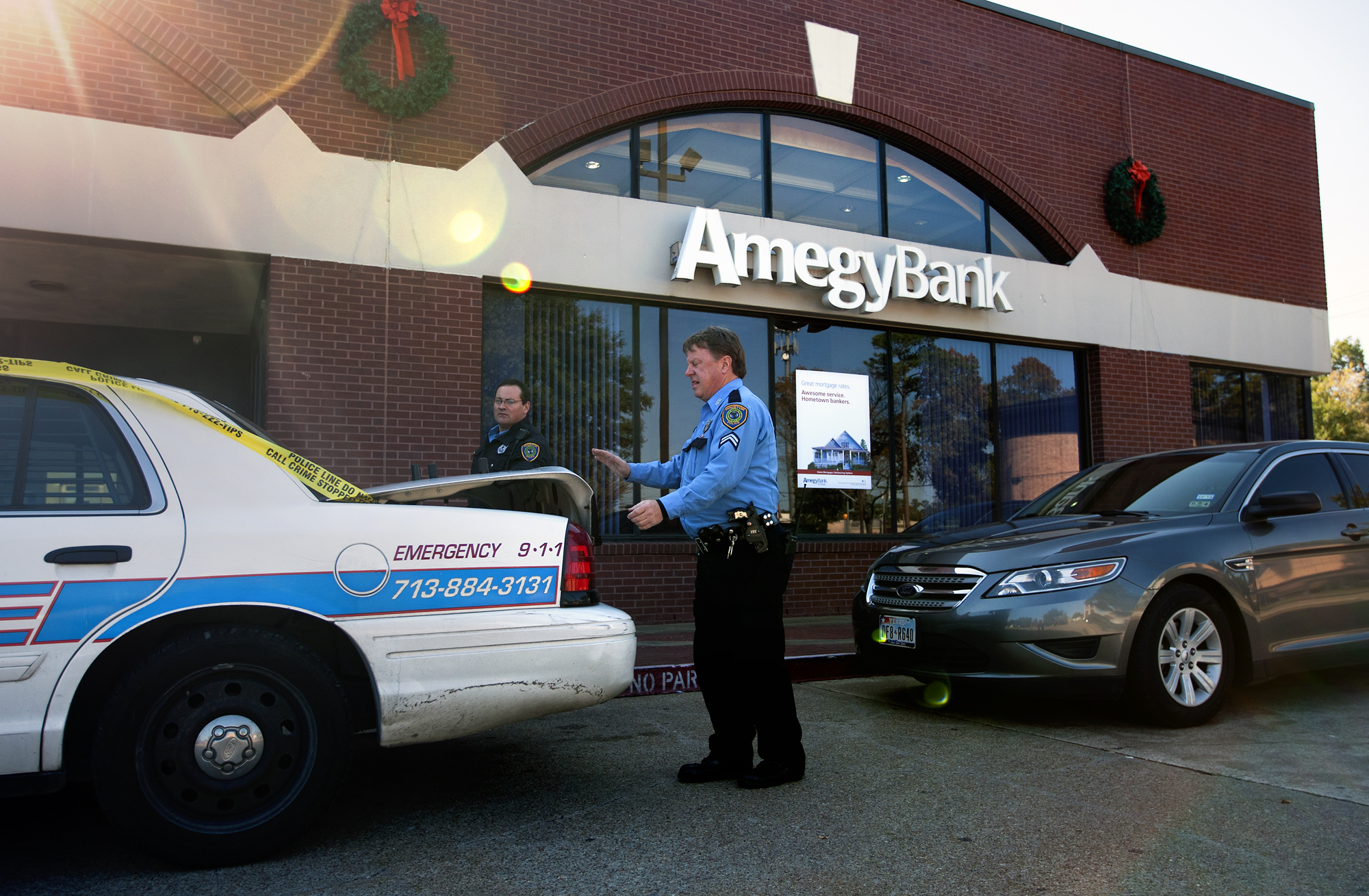 Armed Bank Robbery Suspect Arrested Near Houston School